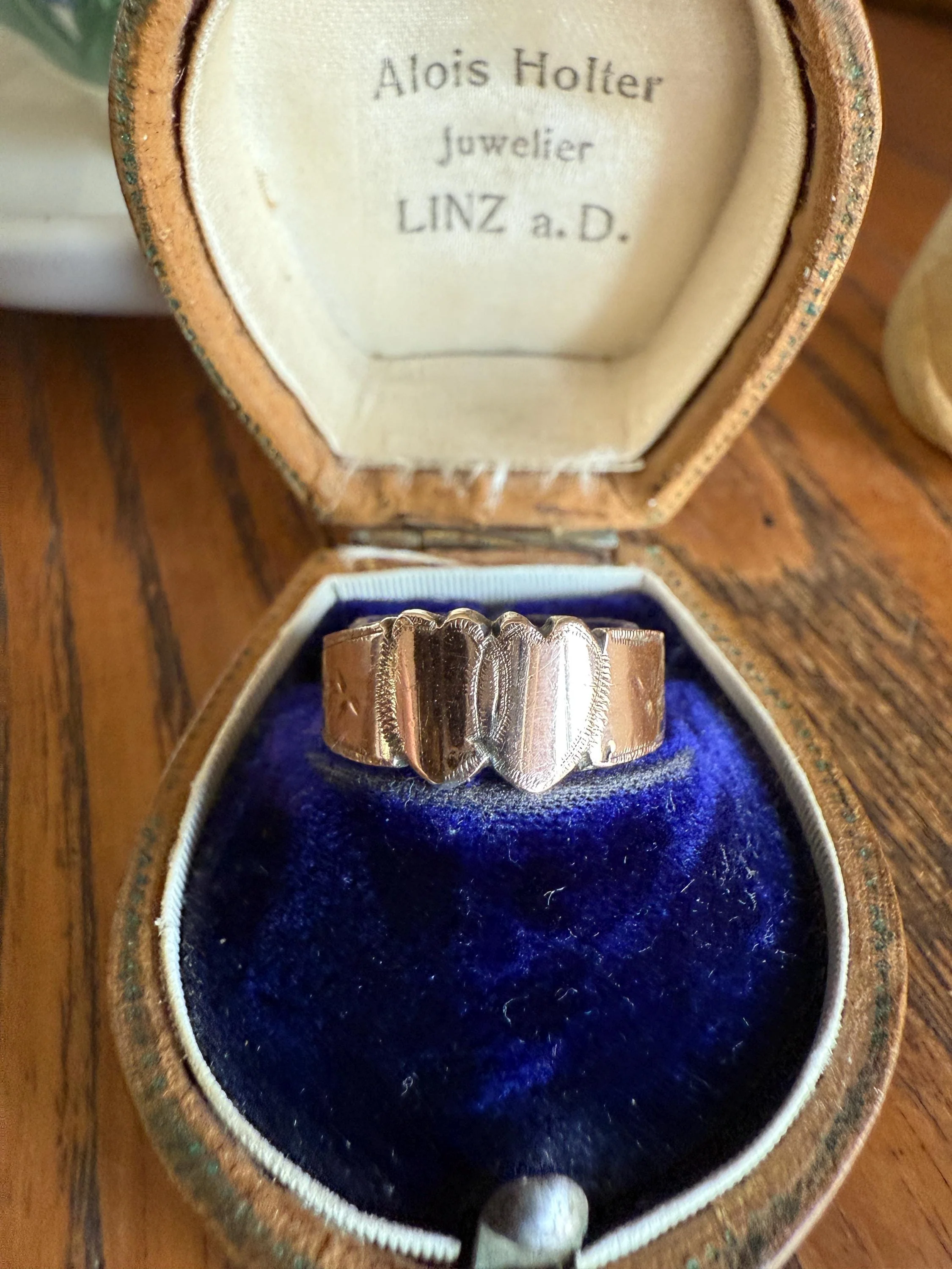 DOUBLE HEART c1896 Figural Sterling Silver & Rose Gold Cased Romantic Peasant Class Wedding Cigar Band Betrothal Ring Stacker Engraved - Image 3