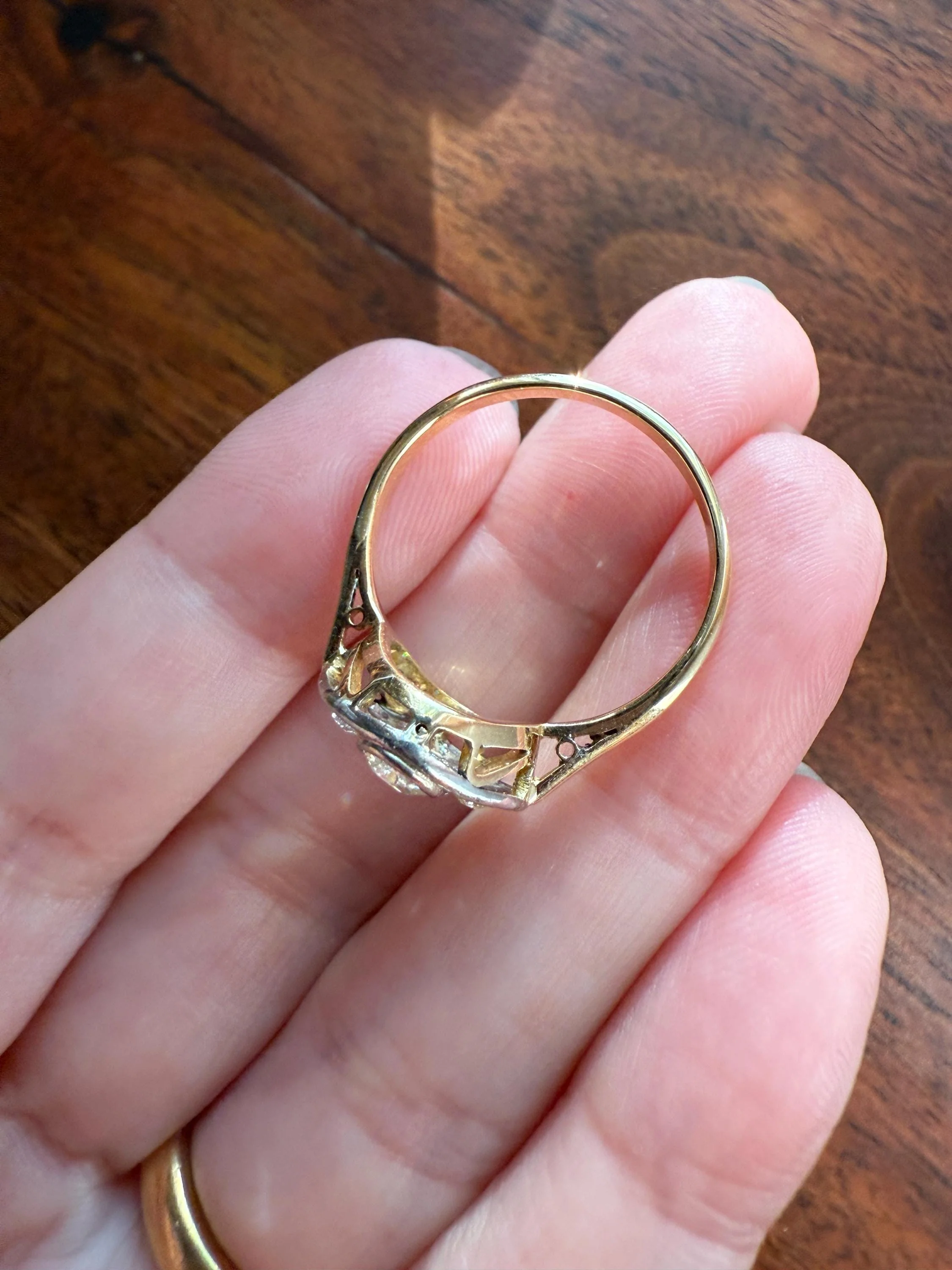 Edwardian Antique 1.1 Carat Old Mine Cut Diamond Cluster Ring Panel Oval Platform Ornate Geometric Milgrain Pale Yellow Center 1.1Ctw OMC - Image 20