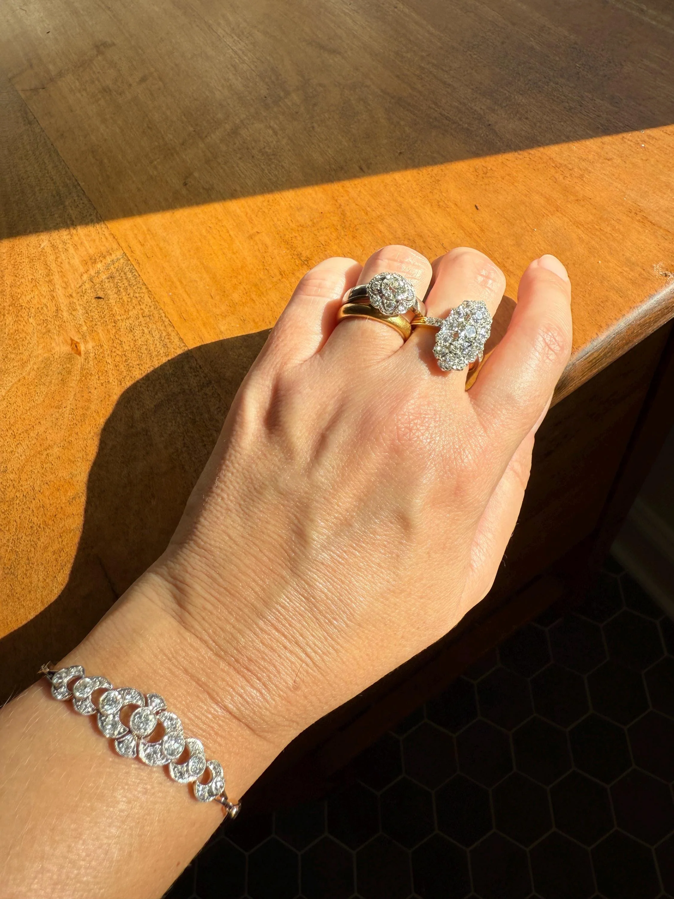 Edwardian Antique 2.25 Carat Old Mine European Cut DIAMOND Tennis Bracelet 18k Gold Platinum Bezel Set Milgrain - Image 5