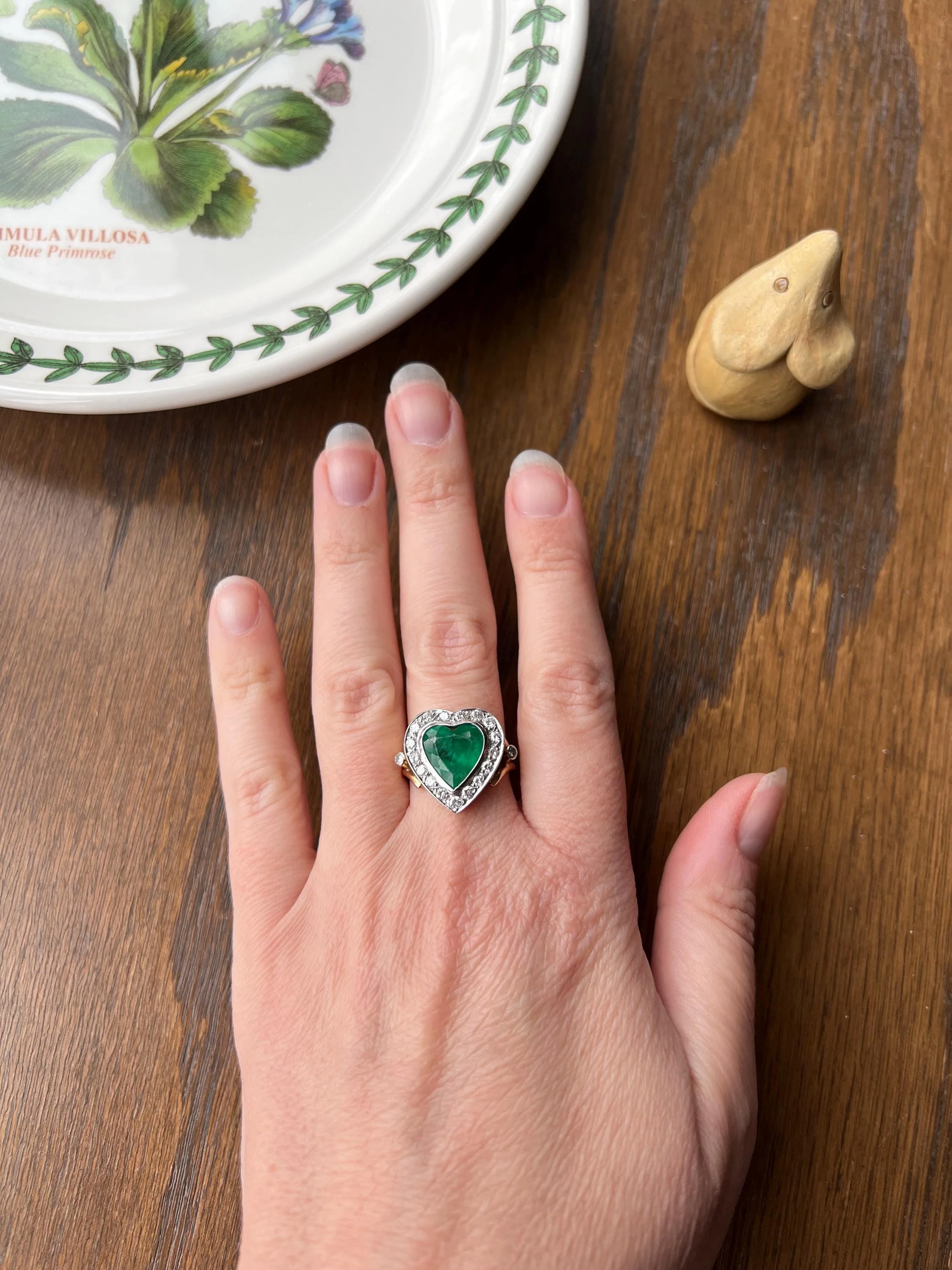 EMERALD HEART Cut French Vintage Diamond Halo Large Green Figural Ring Stacker 18k Gold - Image 2