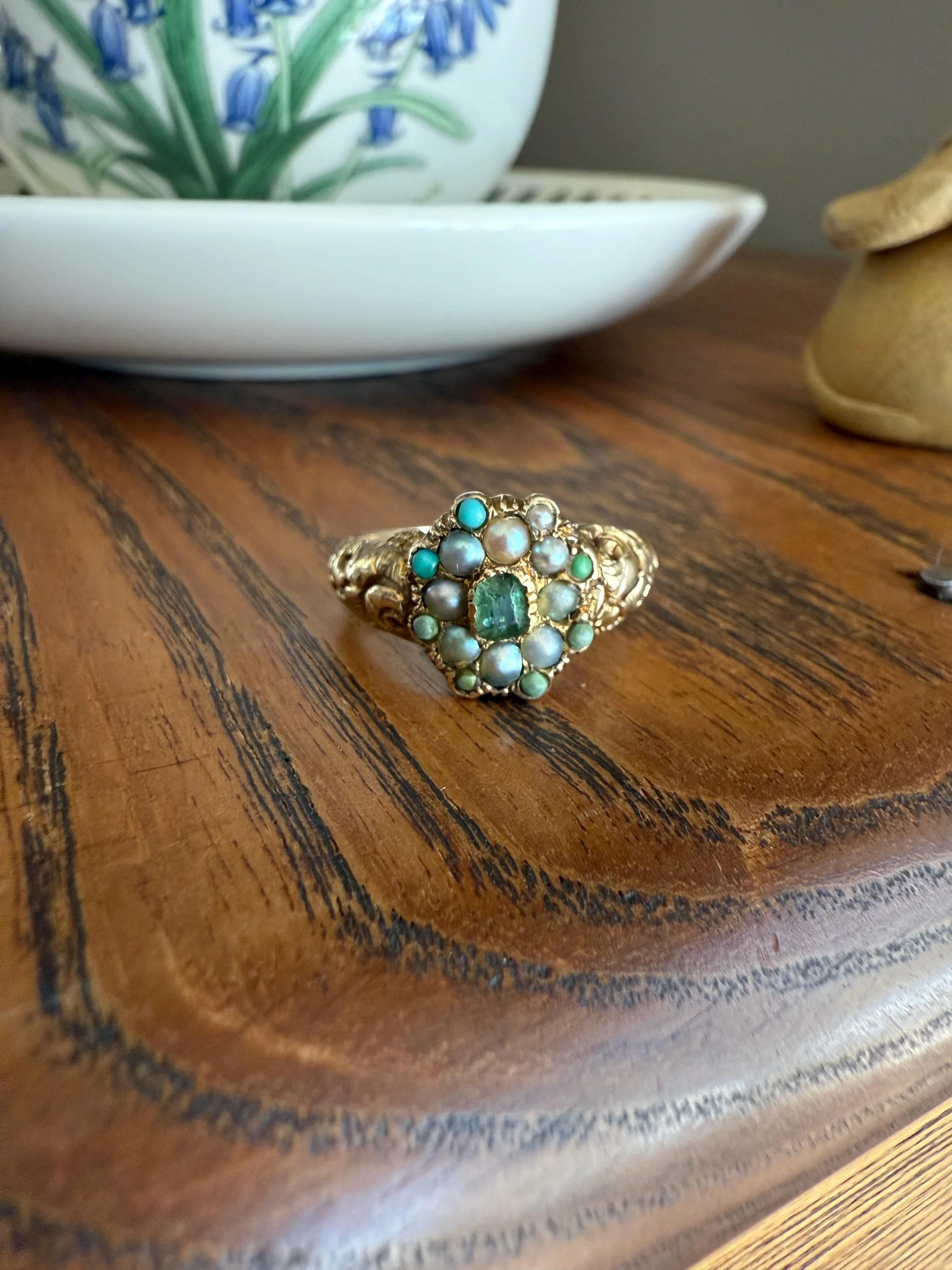 EMERALD Pearl Turquoise Georgian 10k Gold Ring Green White Floral Bouquet Embossed Shoulders Ornate Stacker Cluster - Image 13