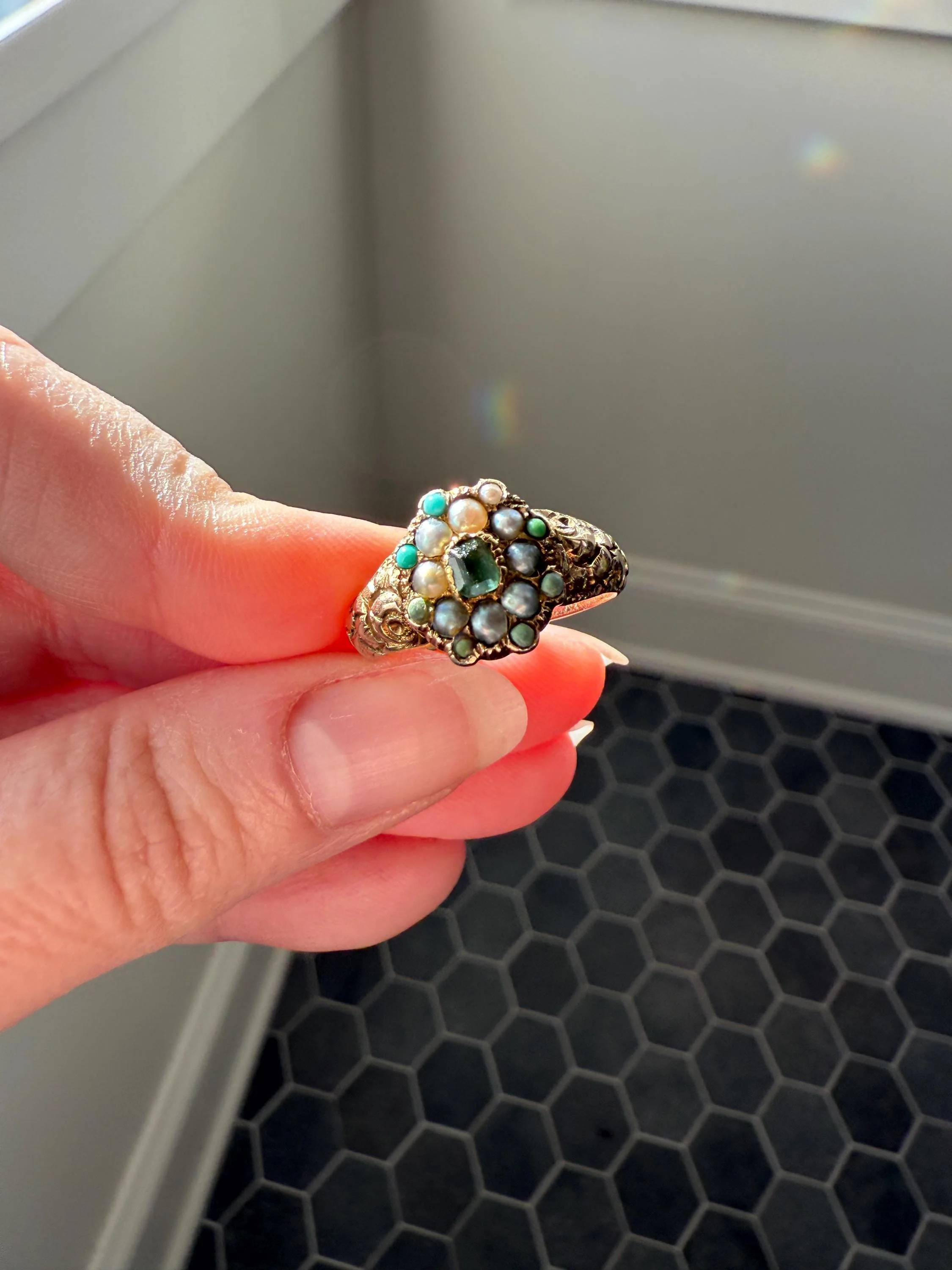 EMERALD Pearl Turquoise Georgian 10k Gold Ring Green White Floral Bouquet Embossed Shoulders Ornate Stacker Cluster - Image 6