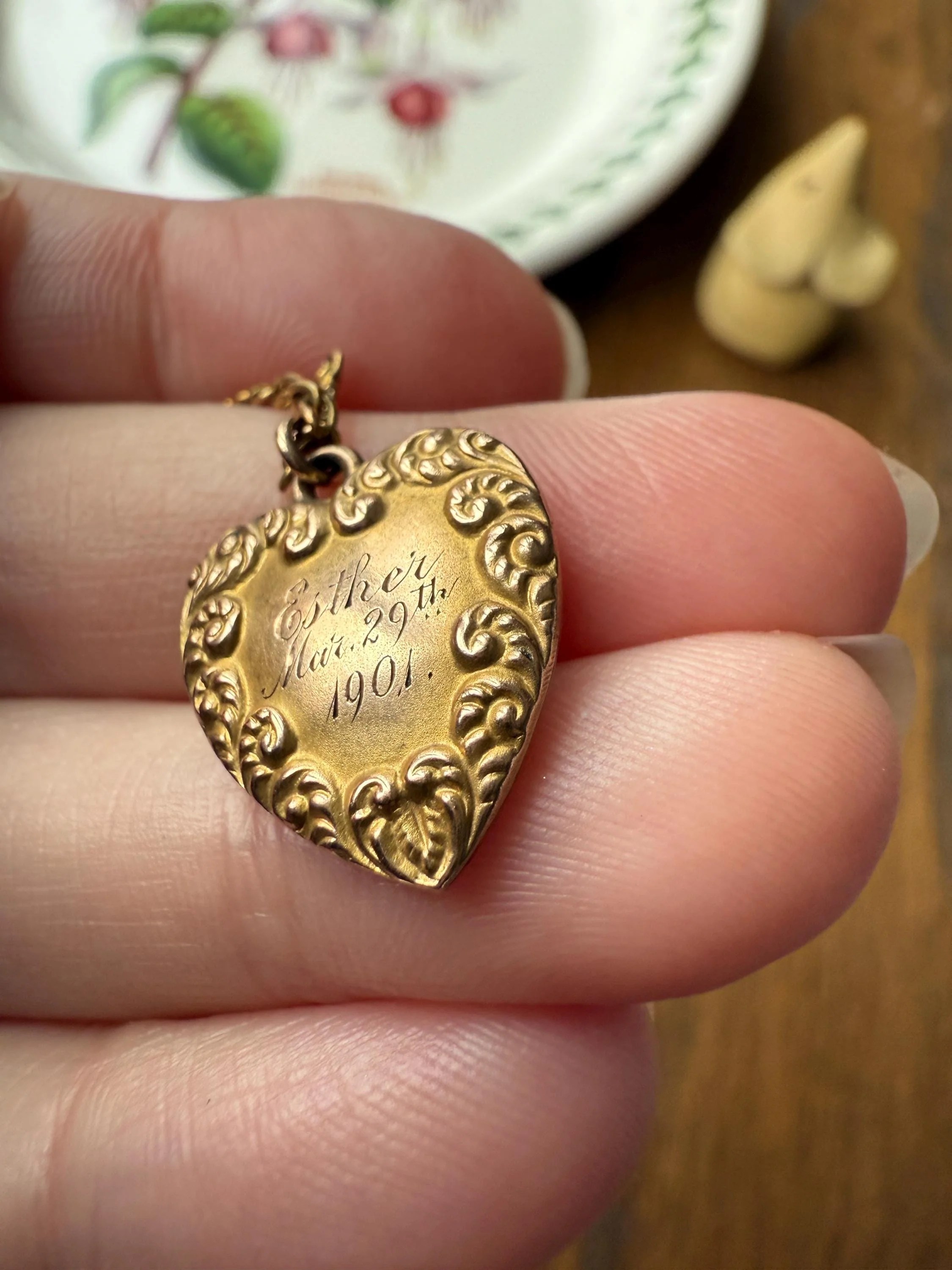 Esther's HEART Necklace Dated March 29, 1901 Reversible 10k Pendant on 14k Gold Chain Ornate Link Figural Sweetie - Image 12