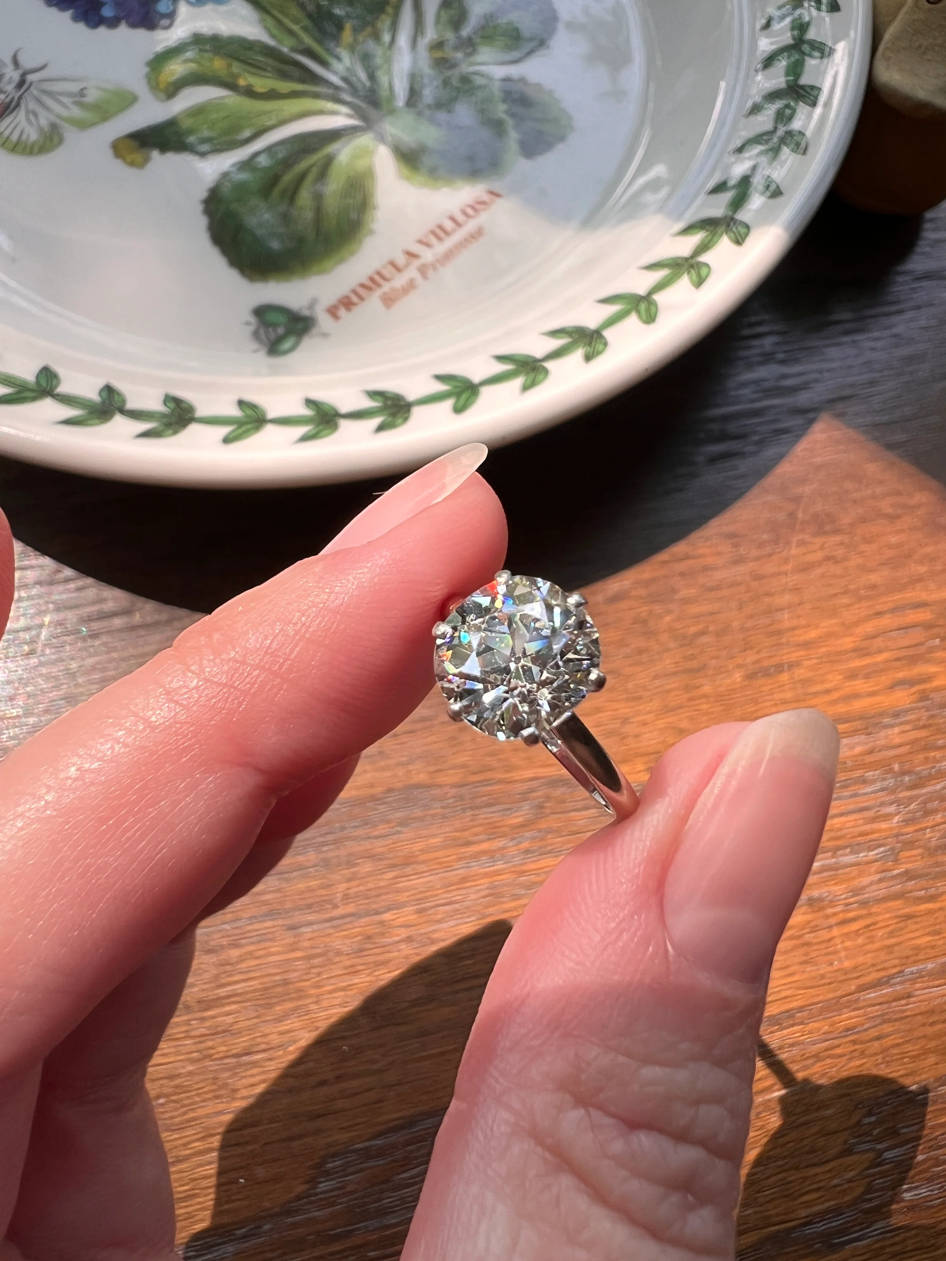 Exceptional Antique 2.2 CARAT Old Mine Cut DIAMOND Eye Clean Solitaire Engagement Ring 18k White Gold PLATINUM French Fiery - Image 9