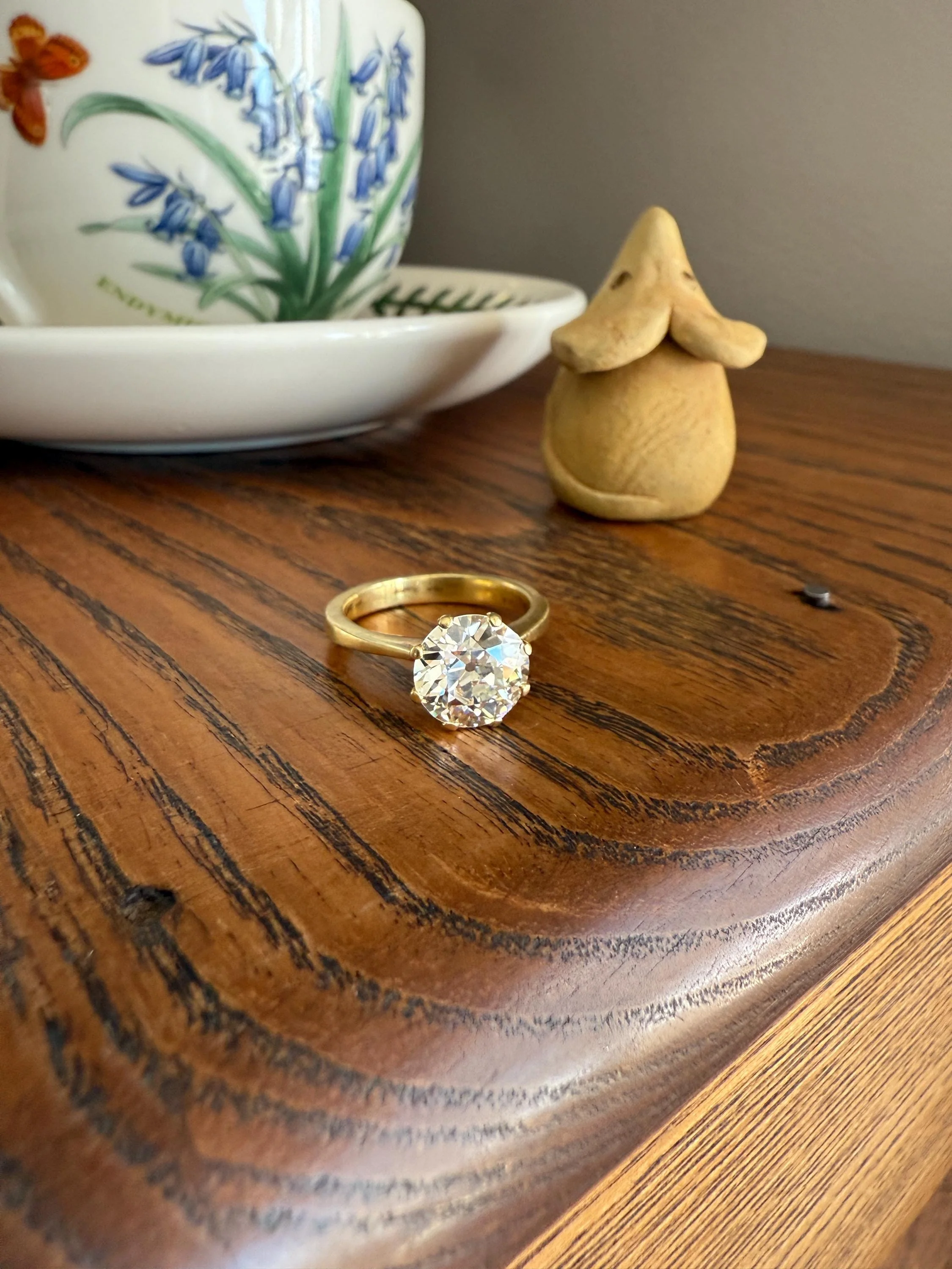 Exceptional Antique 2.6 CARAT Old European Cut DIAMOND Solitaire Engagement Ring 18k Gold Solid Yellow Tall Prong Setting Stacker - Image 2