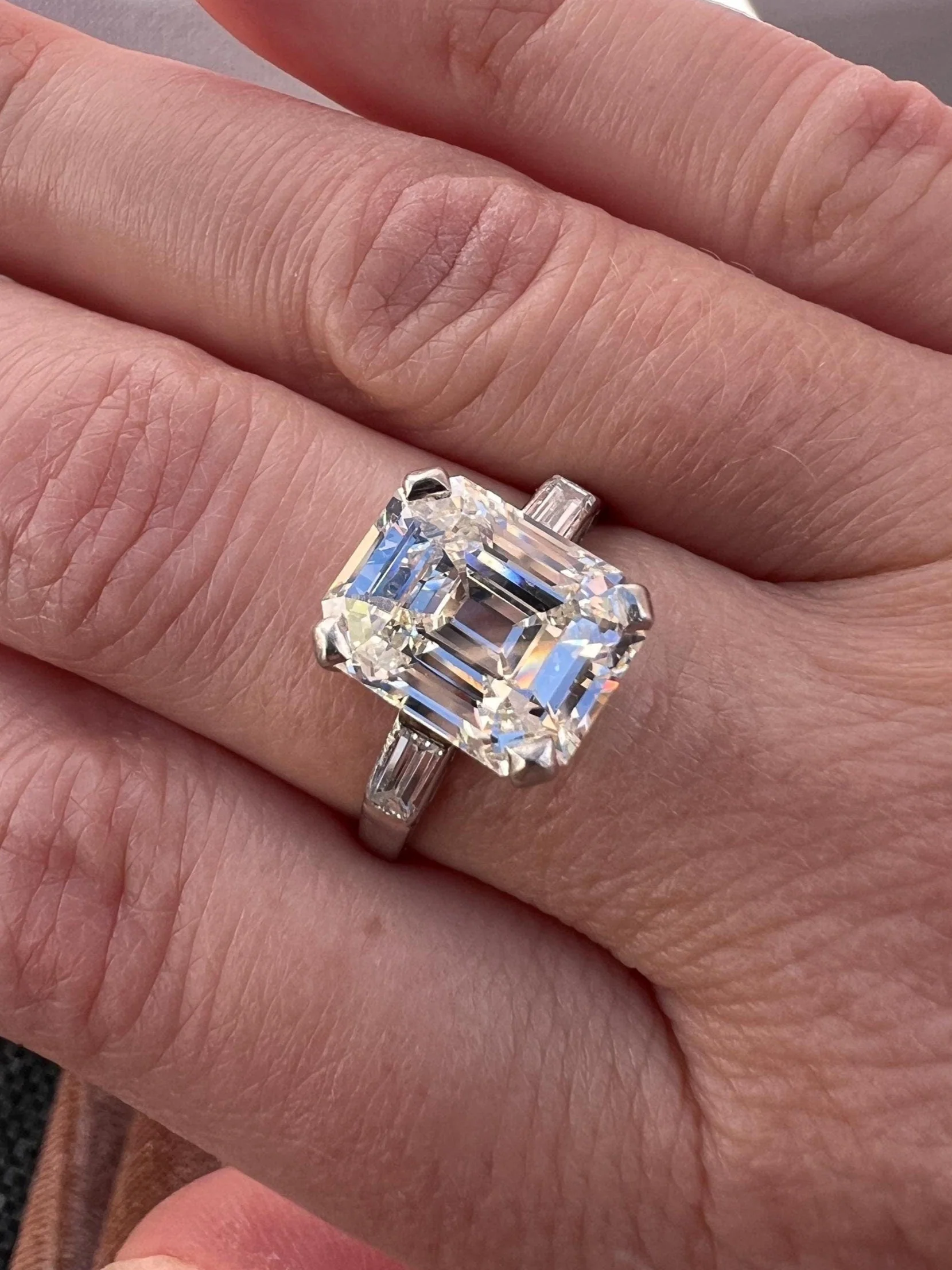 Exceptional Eye CLEAN 4 Carat Emerald Cut DIAMOND Solitaire Ring French PLATINUM Baguette Accents Vintage to Art Deco Retro Era w/ Cert Rare - Image 2