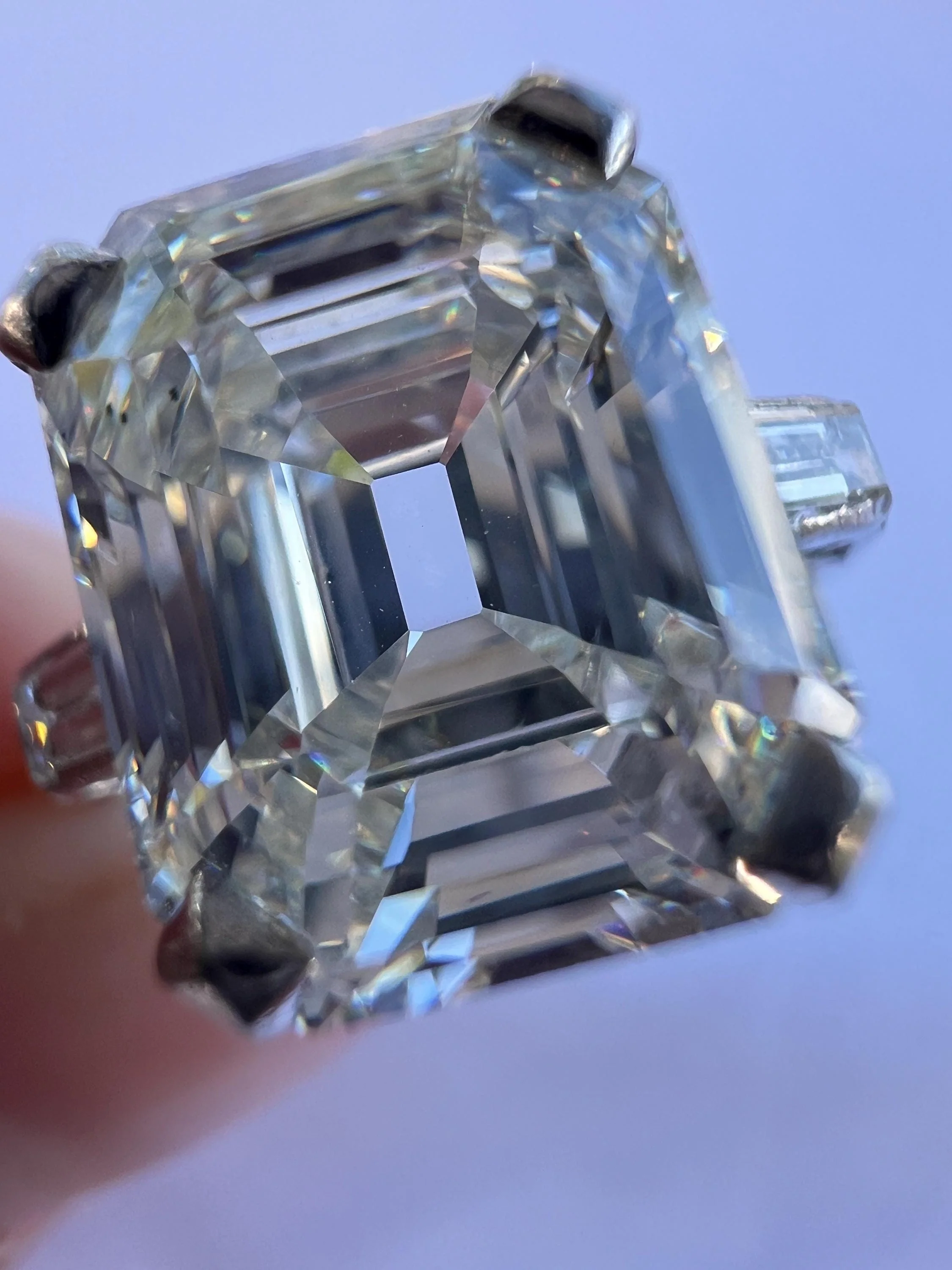 Exceptional Eye CLEAN 4 Carat Emerald Cut DIAMOND Solitaire Ring French PLATINUM Baguette Accents Vintage to Art Deco Retro Era w/ Cert Rare - Image 7
