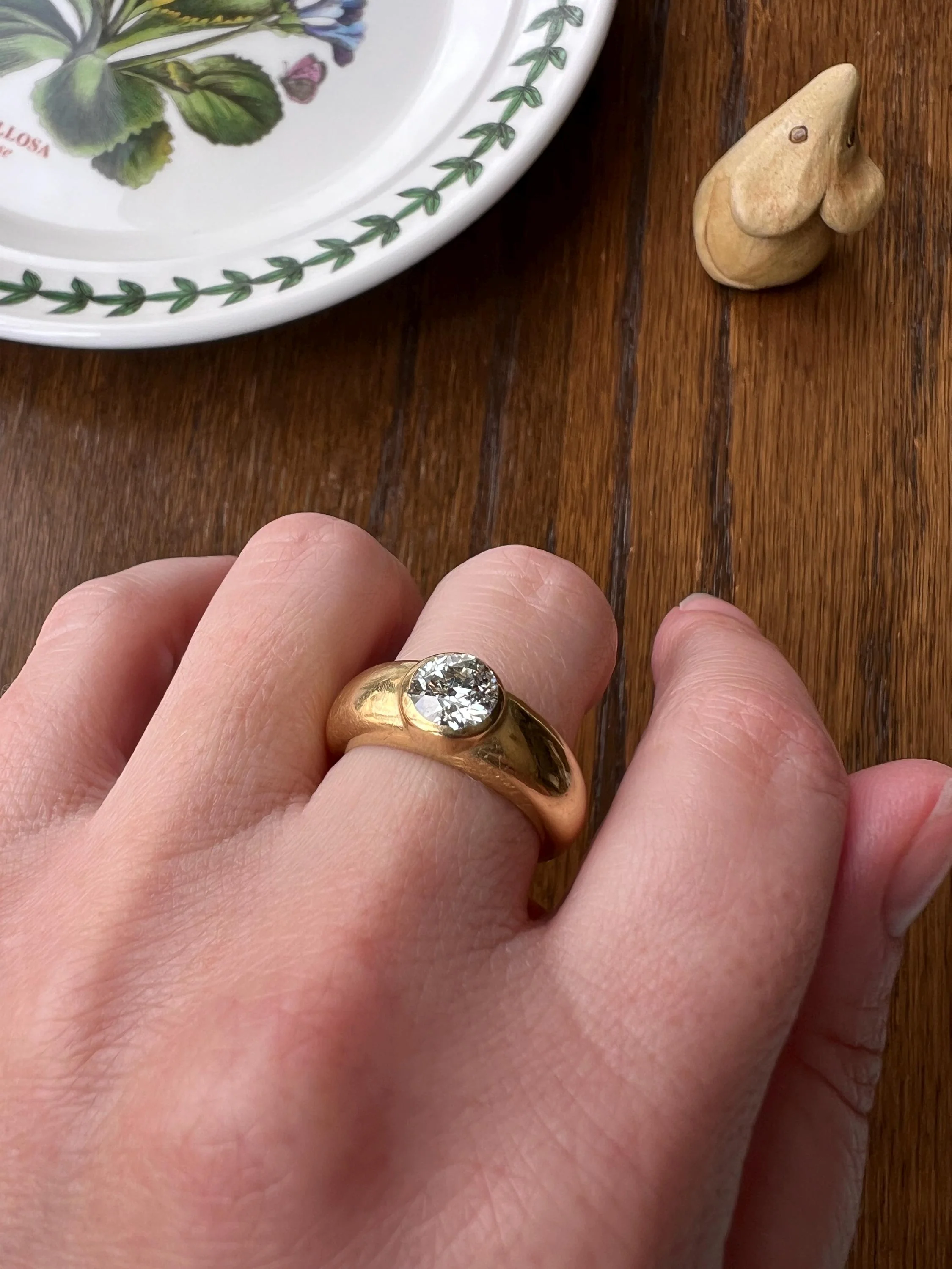 Eye Clean 1.2 Carat Old Mine Cut DIAMOND Antique Stone 18k Gold Vintage Gypsy Ring Solitaire Chunky Band - Image 2
