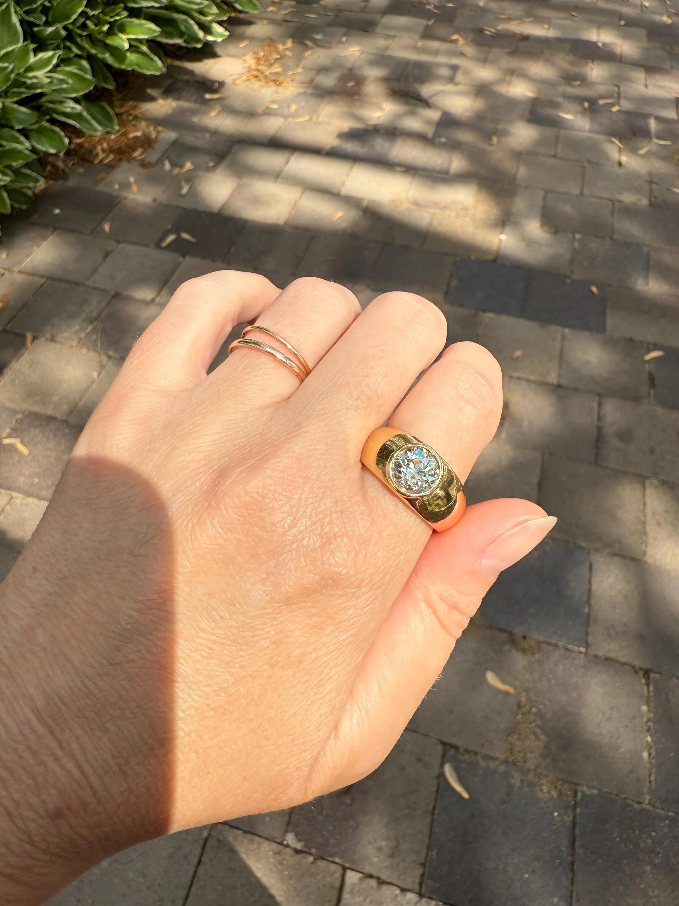 Eye Clean 2.3 Carat Old Mine Cut DIAMOND Antique Stone 18k Gold Vintage Unisex Gypsy Ring Solitaire Chunky Wide Band - Image 7