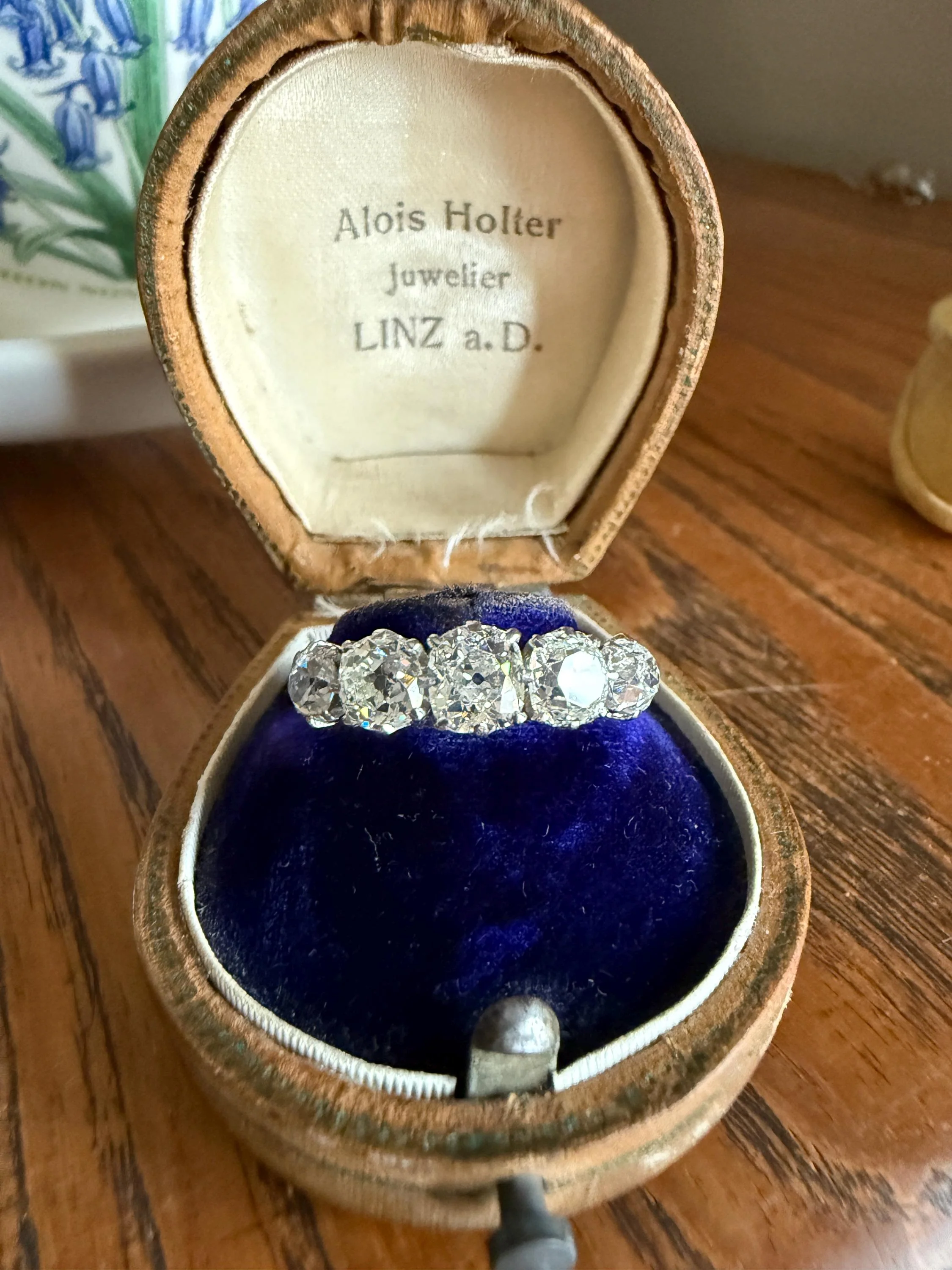 Fabulous 2.4 Carat Chunky Antique Natural Old Mine Cut DIAMOND Eye Clean Five Stone Band French 18k White Gold Platinum Solid Stacker Gift - Image 7