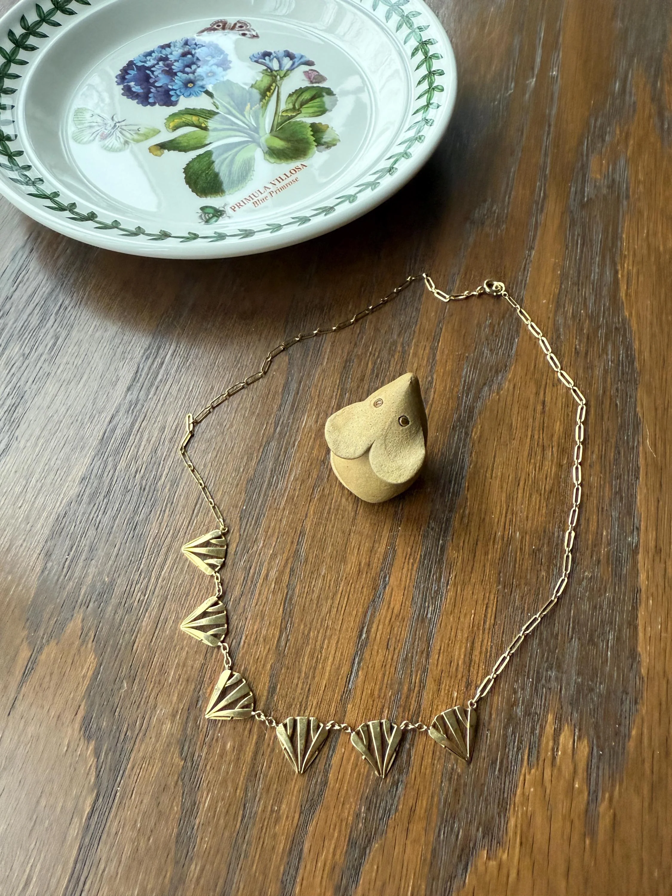Fan Geometric French Antique 7.2g 18k Gold Necklace Drapery Paperclip Chain Collar Pendant Figural Architectural Geometric Fanned - Image 5