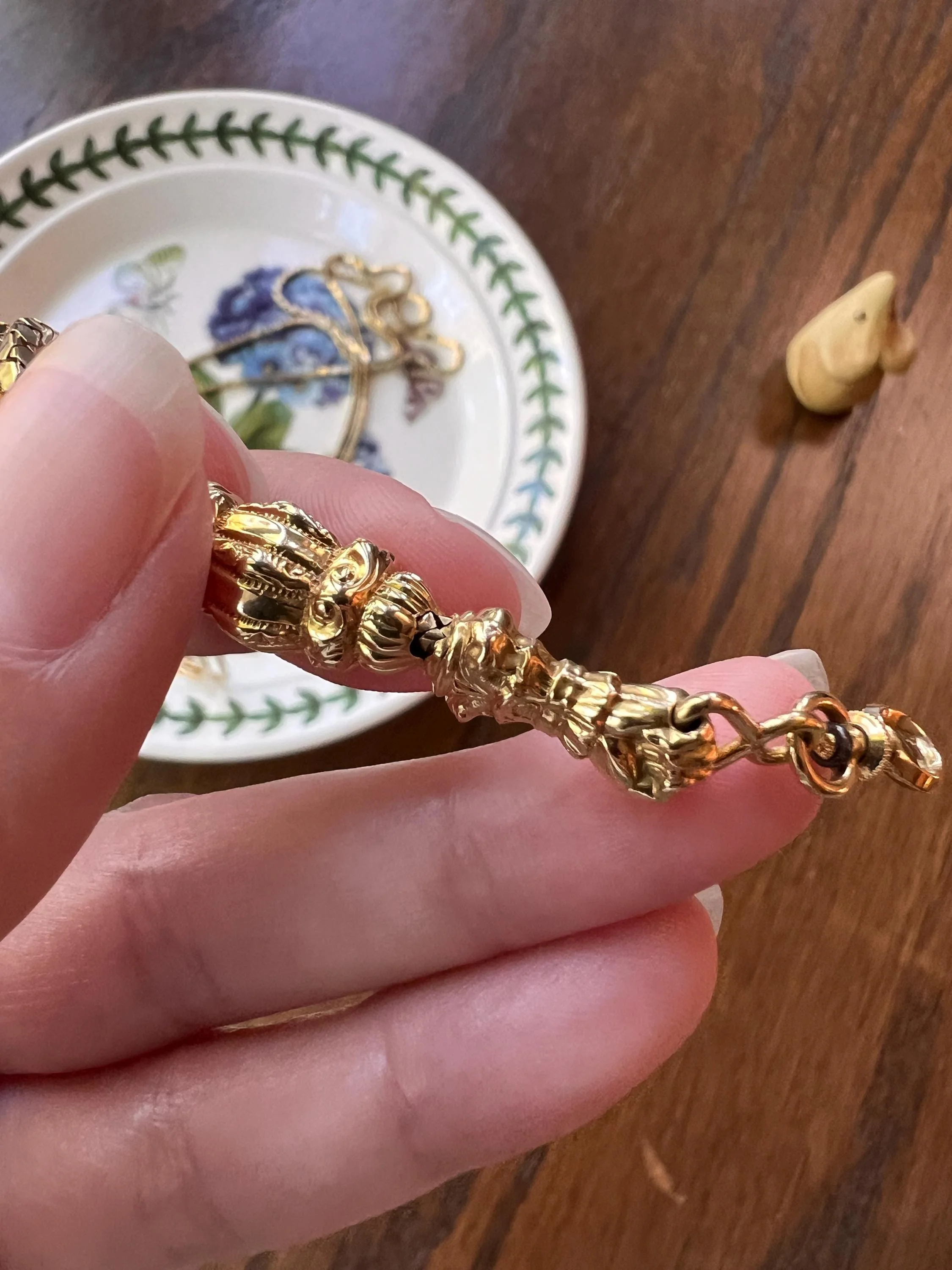 FIST French Antique VICTORIAN Necklace Pendant Holder 27.5g 18k Gold Figural Chain Slide Hand - Image 10