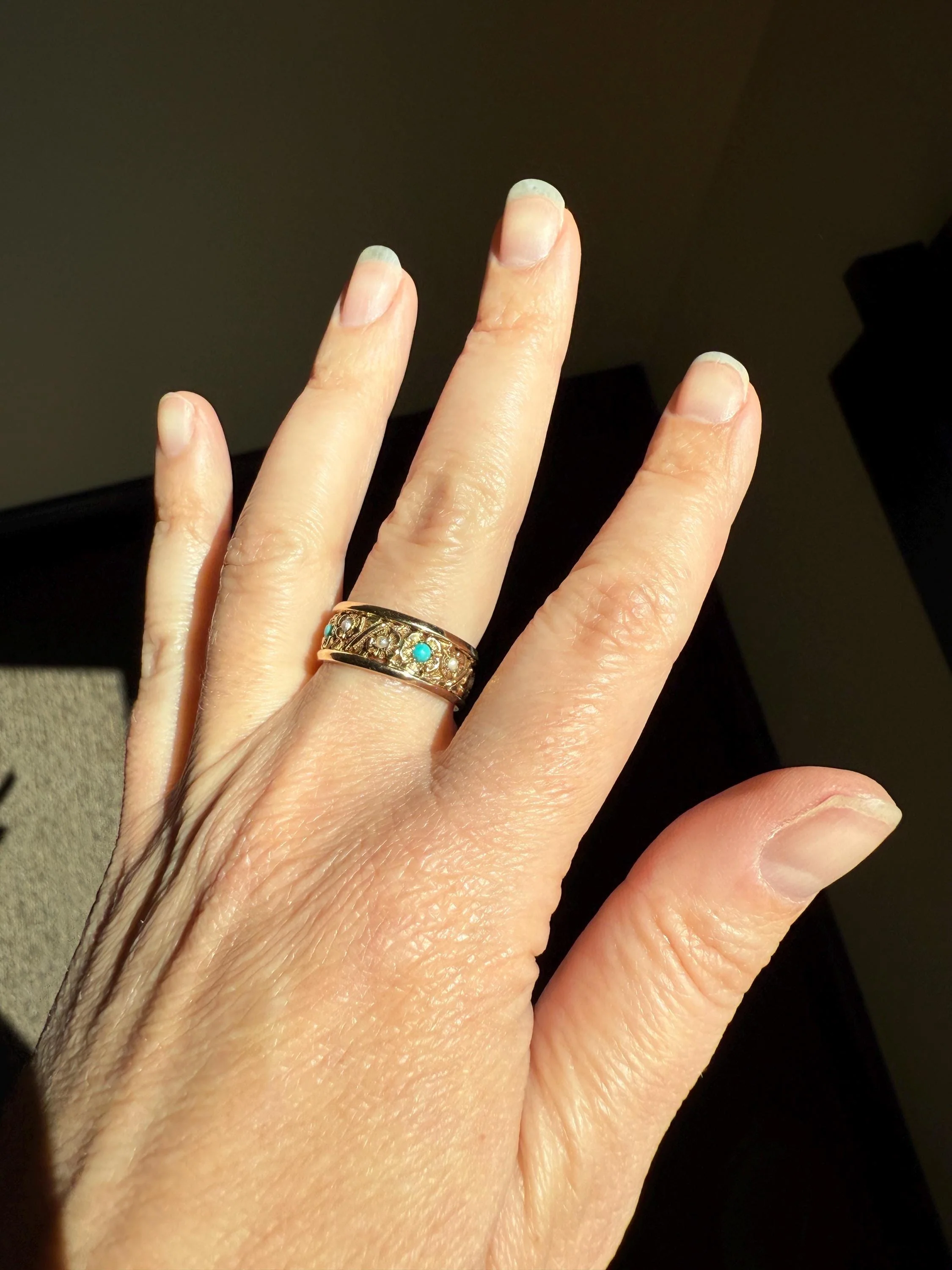 FLORAL Vintage to Art Deco Pearl Turquoise Chunky 7.5mm Wide Band Eternity Ring 6.4g 14k Gold Ornate Detailed Flower Stacker - Image 4