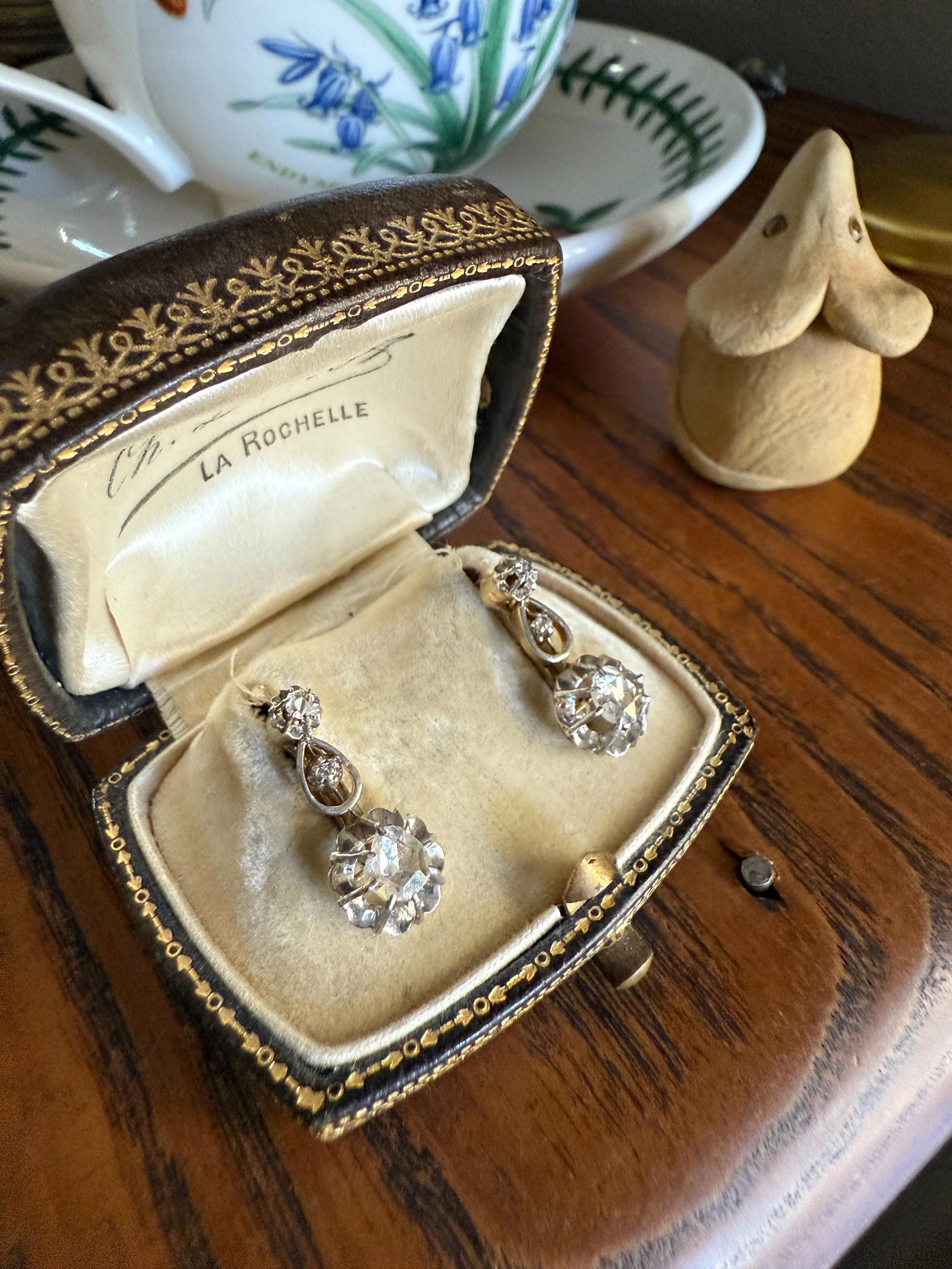 FRENCH Antique 18k GOLD Rose Cut Diamond Earrings Dangle Dormeuse Gift Belle Epoque Bridal Something Old Edwardian Teardrop Three Stone - Image 6