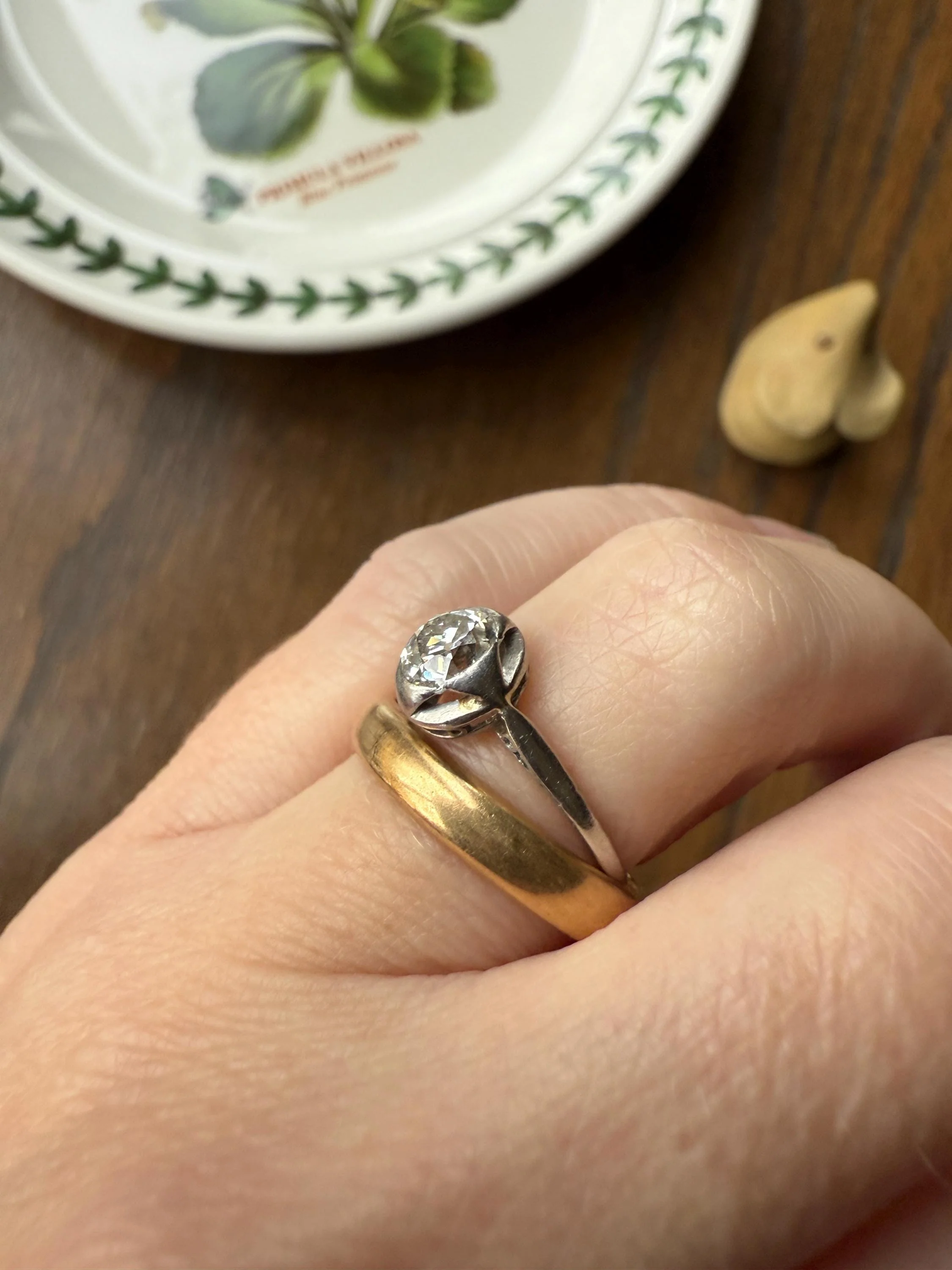 French ANTIQUE 3.8g 18k Gold Wedding RING 3.6mm Wide Band Comfort Fit Stacker Love Gift Unisex Man - Image 2
