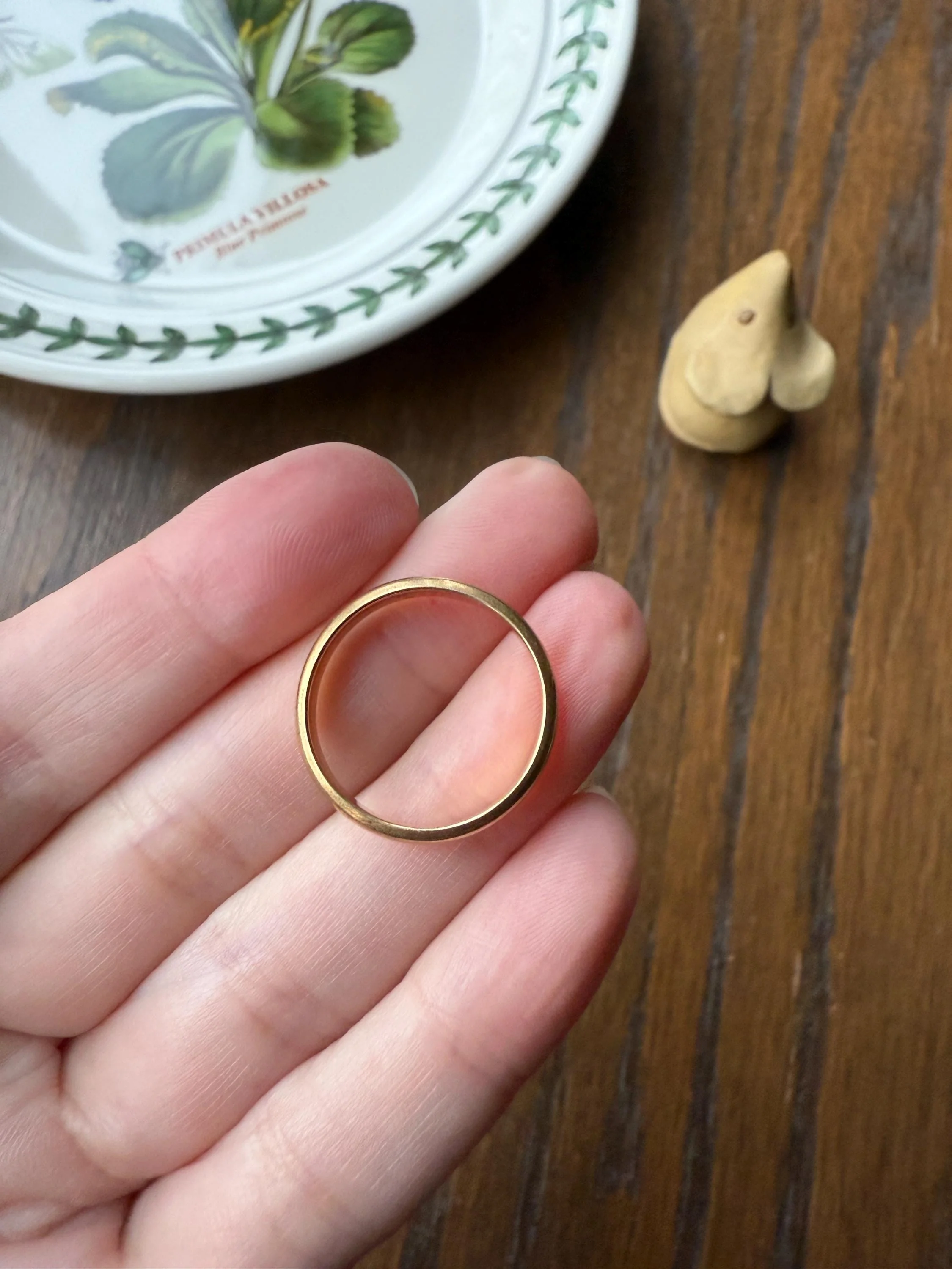 French ANTIQUE 3.8g 18k Gold Wedding RING 3.6mm Wide Band Comfort Fit Stacker Love Gift Unisex Man - Image 9