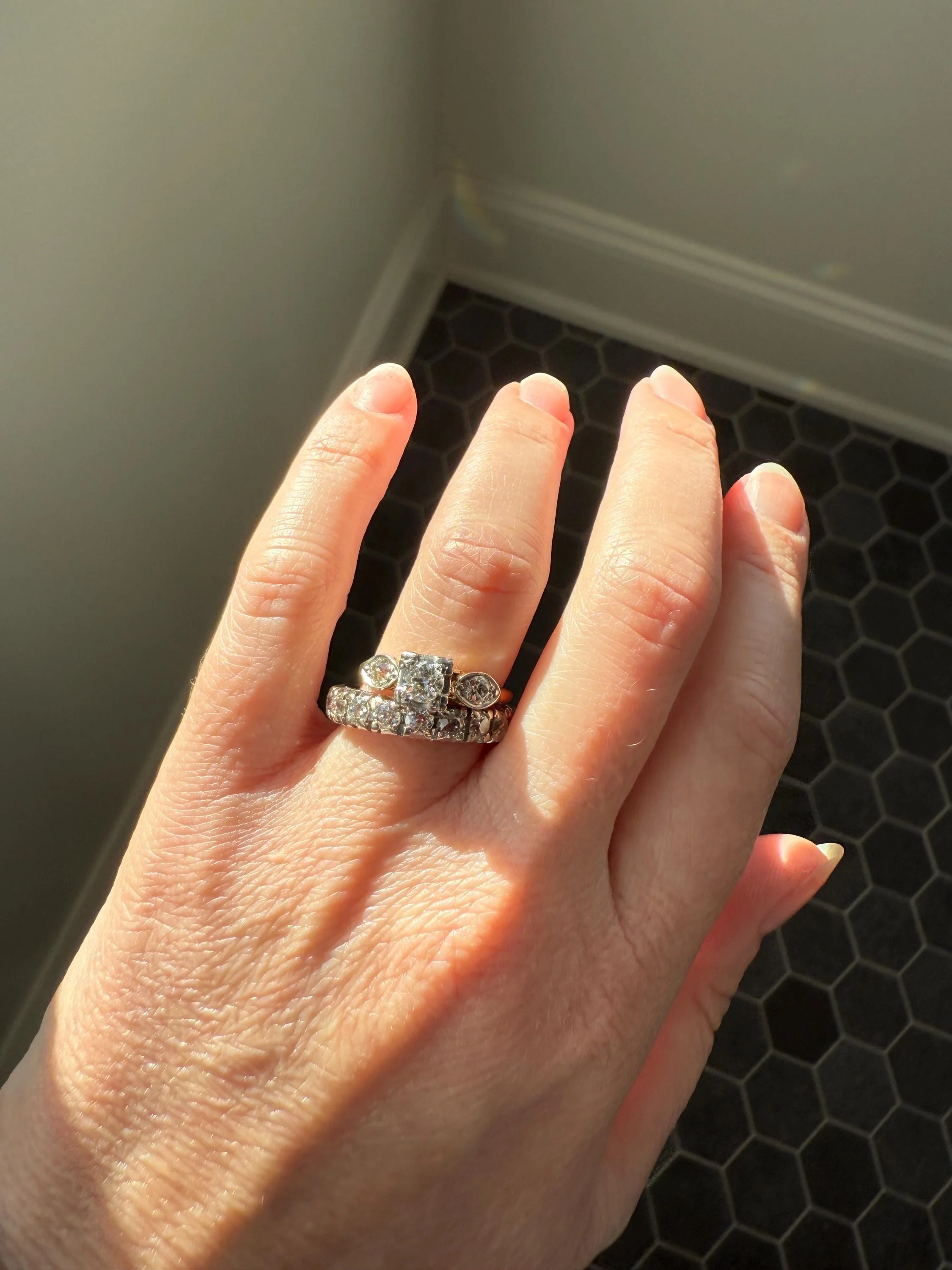FRENCH Antique Art Deco 2.7 Carats 18 Old Mine Cut DIAMOND Full ETERNITY Band Ring 18k White GOLD Wedding Anniversary Beveled OmC - Image 10
