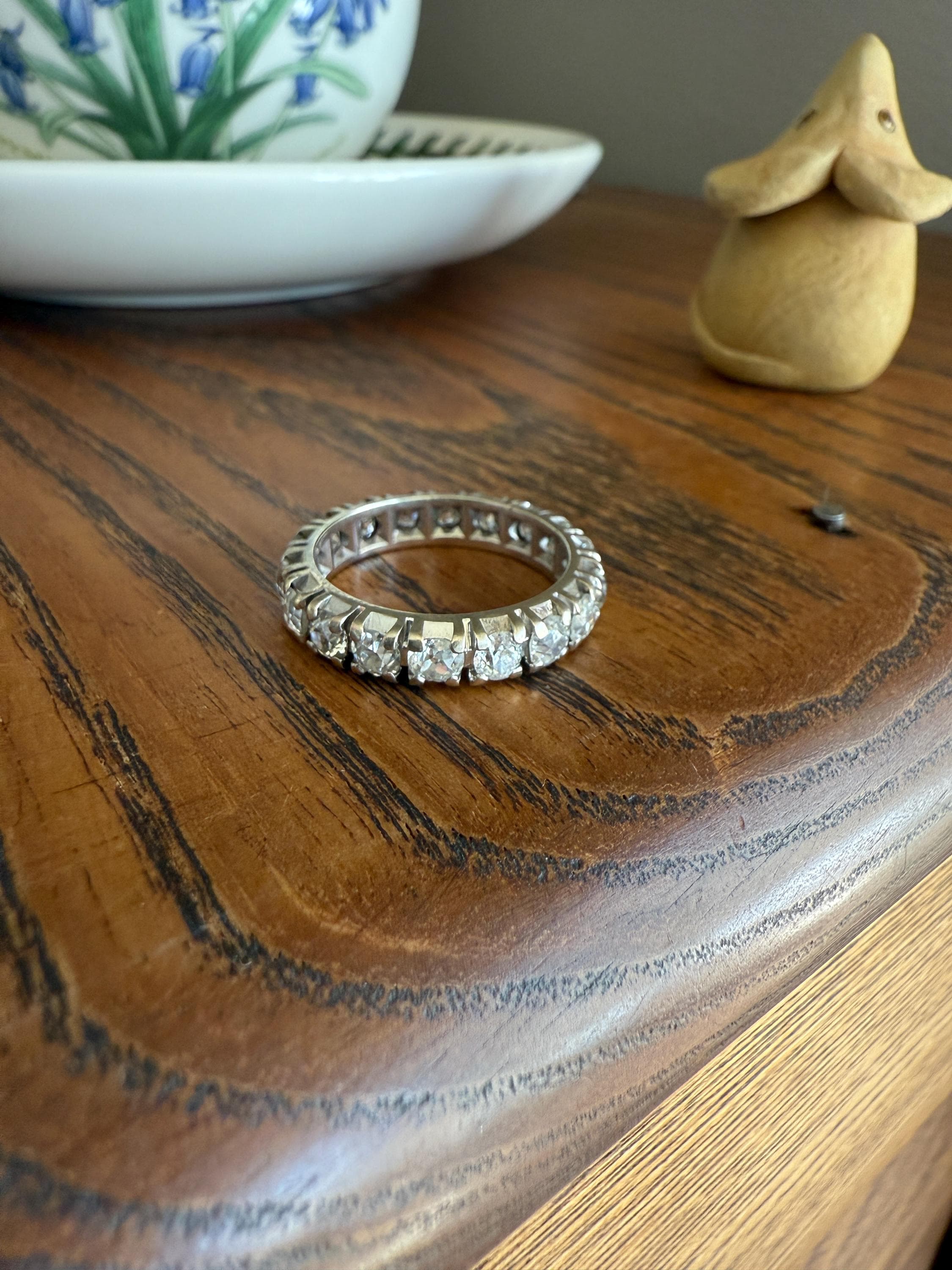 FRENCH Antique Art Deco 2.7 Carats 18 Old Mine Cut DIAMOND Full ETERNITY Band Ring 18k White GOLD Wedding Anniversary Beveled OmC - Image 4
