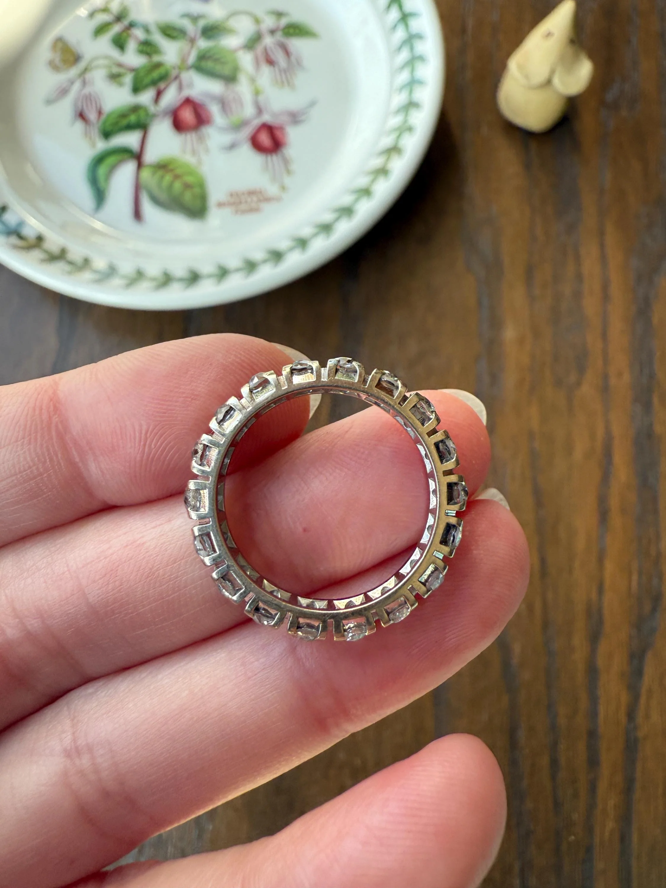 FRENCH Antique Art Deco 2.7 Carats 18 Old Mine Cut DIAMOND Full ETERNITY Band Ring 18k White GOLD Wedding Anniversary Beveled OmC - Image 5