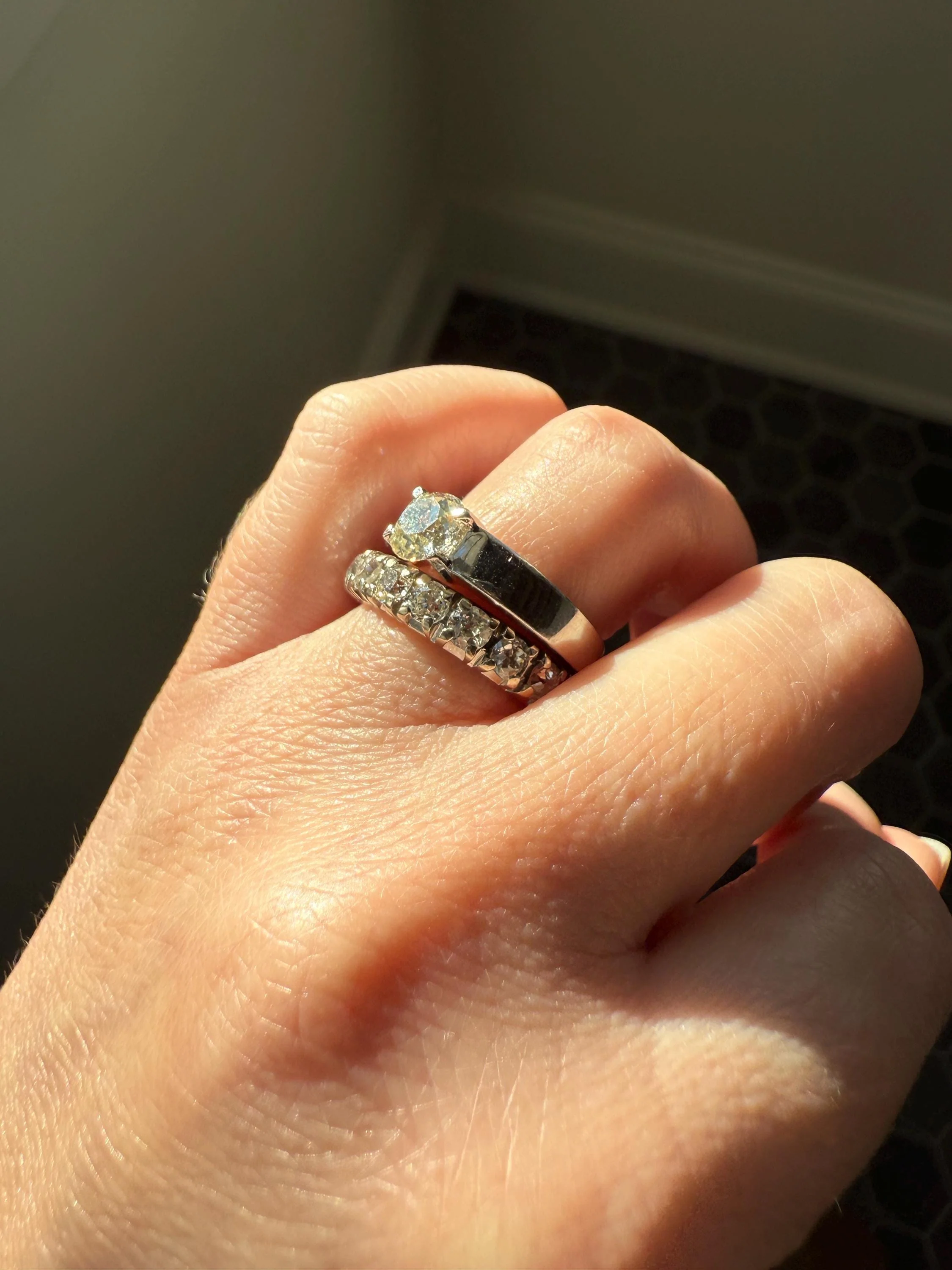 FRENCH Antique Art Deco 2.7 Carats 18 Old Mine Cut DIAMOND Full ETERNITY Band Ring 18k White GOLD Wedding Anniversary Beveled OmC - Image 9
