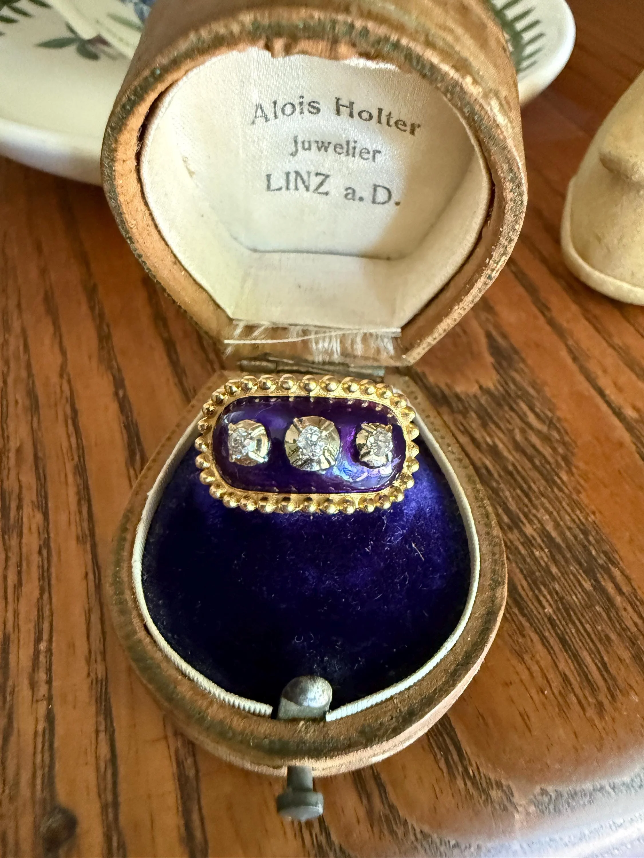 French Antique Bague Au Firmament Three Old Mine Cut Diamond Blue Enamel 18k Gold Ring of Heaven STAR Victorian Ornate Bead Rivet Halo OMC - Image 4