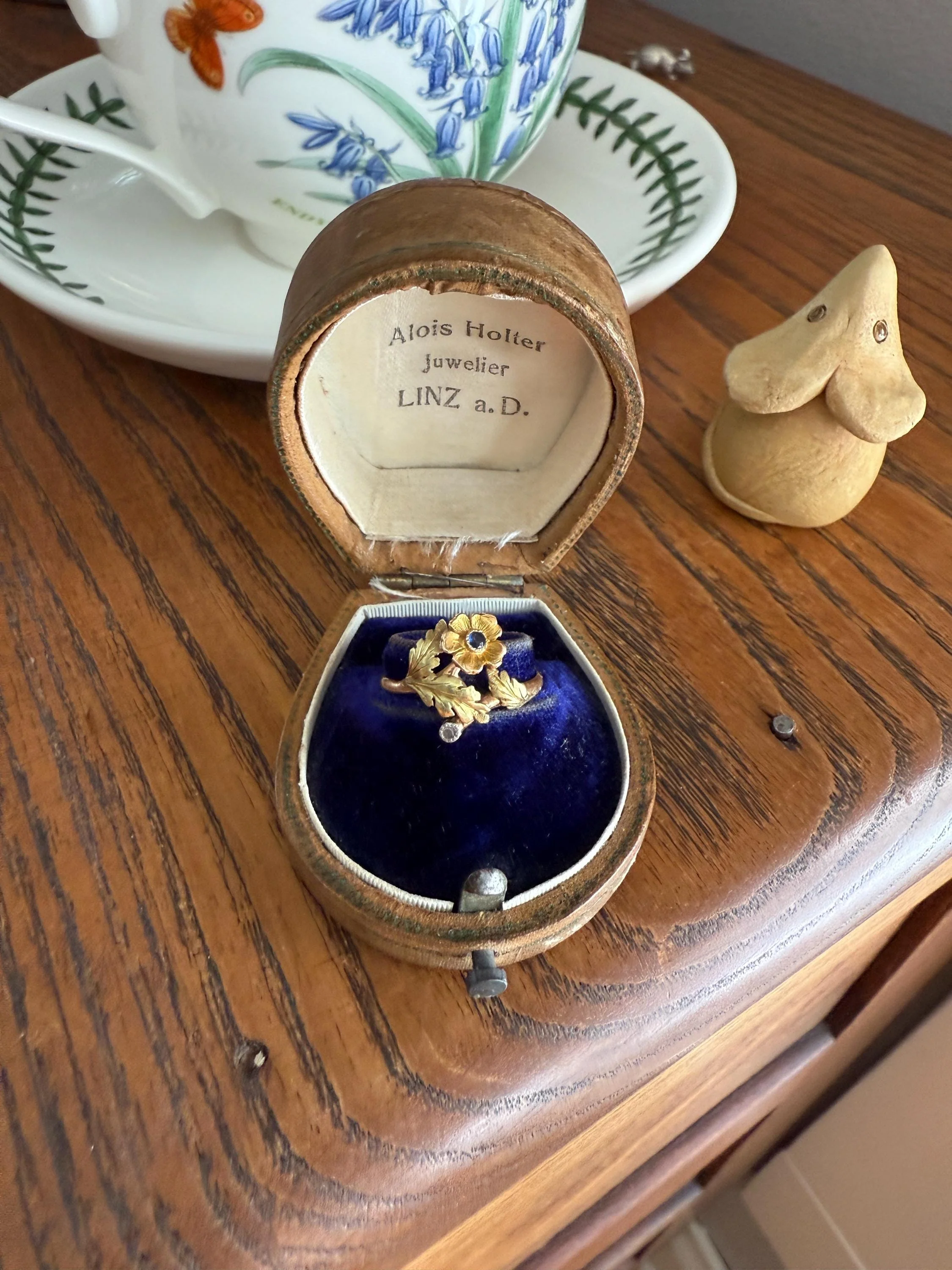 French Antique Belle Epoque Figural Wild ROSE Leaf Tricolor 18k Gold Ring Sapphire Rose Cut Diamond Floral Art Nouveau Gift Flower Stacker - Image 10