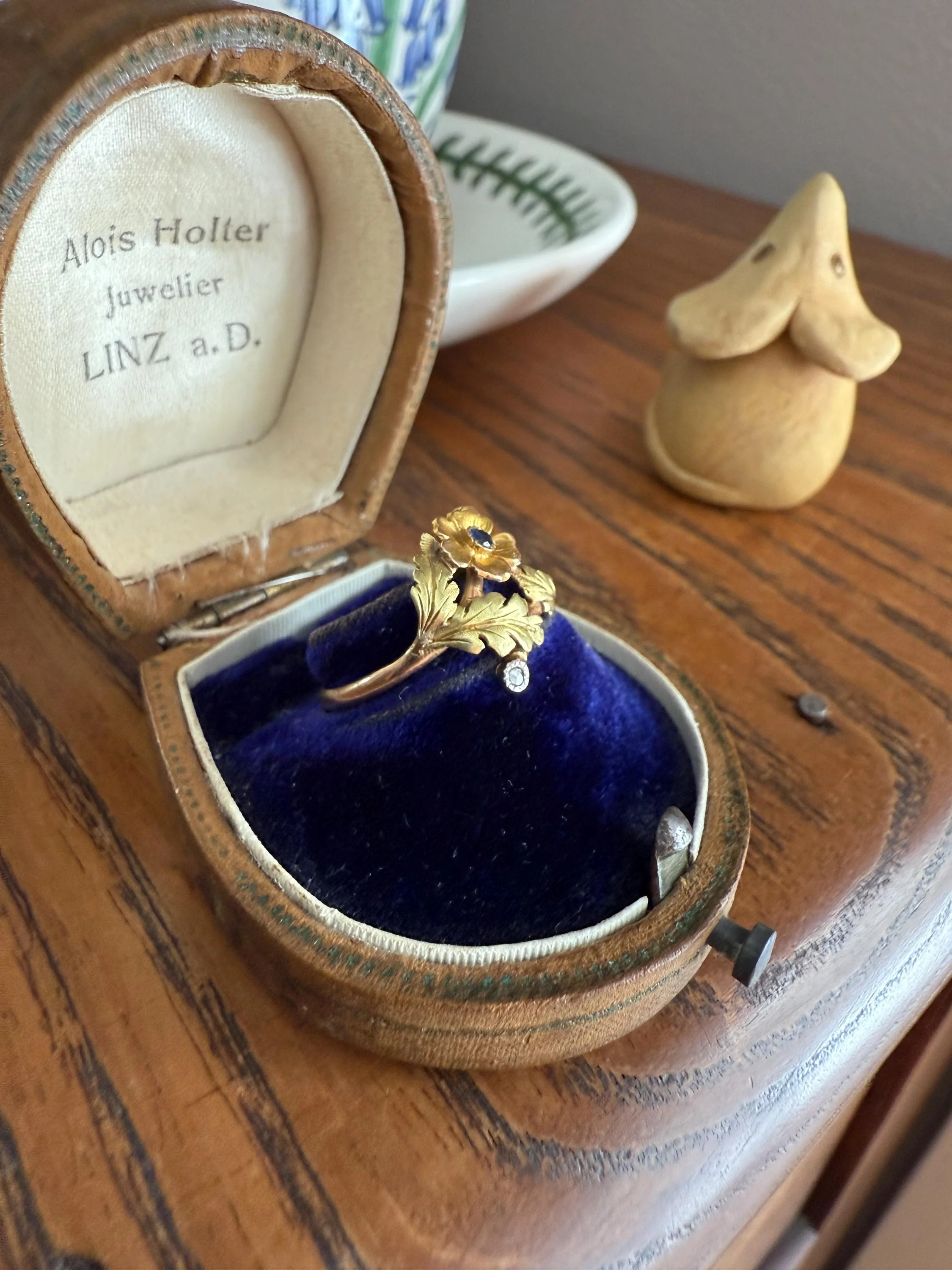 French Antique Belle Epoque Figural Wild ROSE Leaf Tricolor 18k Gold Ring Sapphire Rose Cut Diamond Floral Art Nouveau Gift Flower Stacker - Image 12