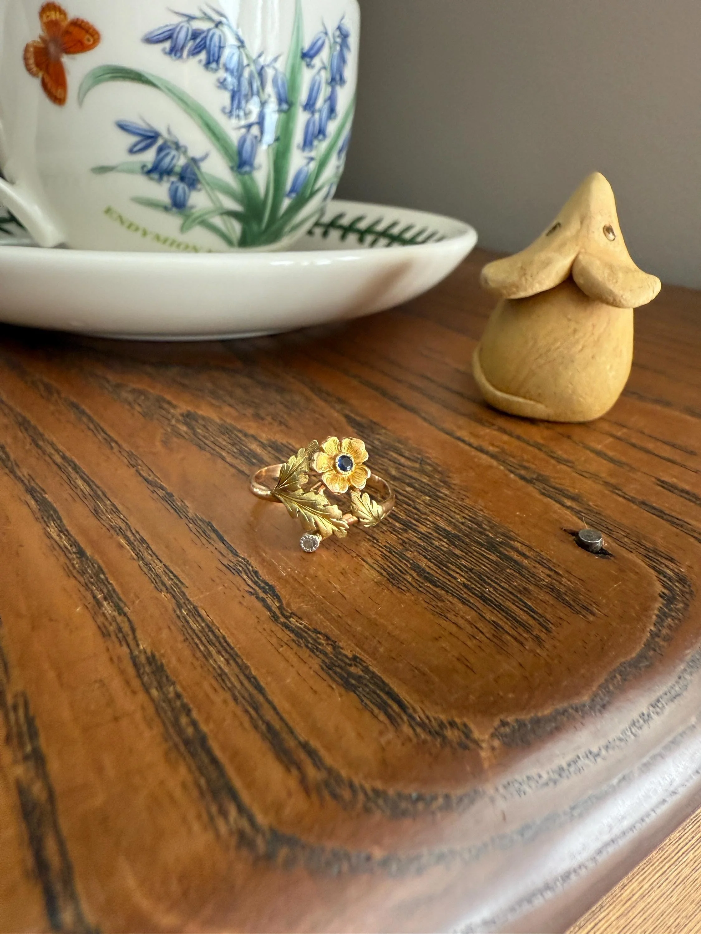 French Antique Belle Epoque Figural Wild ROSE Leaf Tricolor 18k Gold Ring Sapphire Rose Cut Diamond Floral Art Nouveau Gift Flower Stacker - Image 2