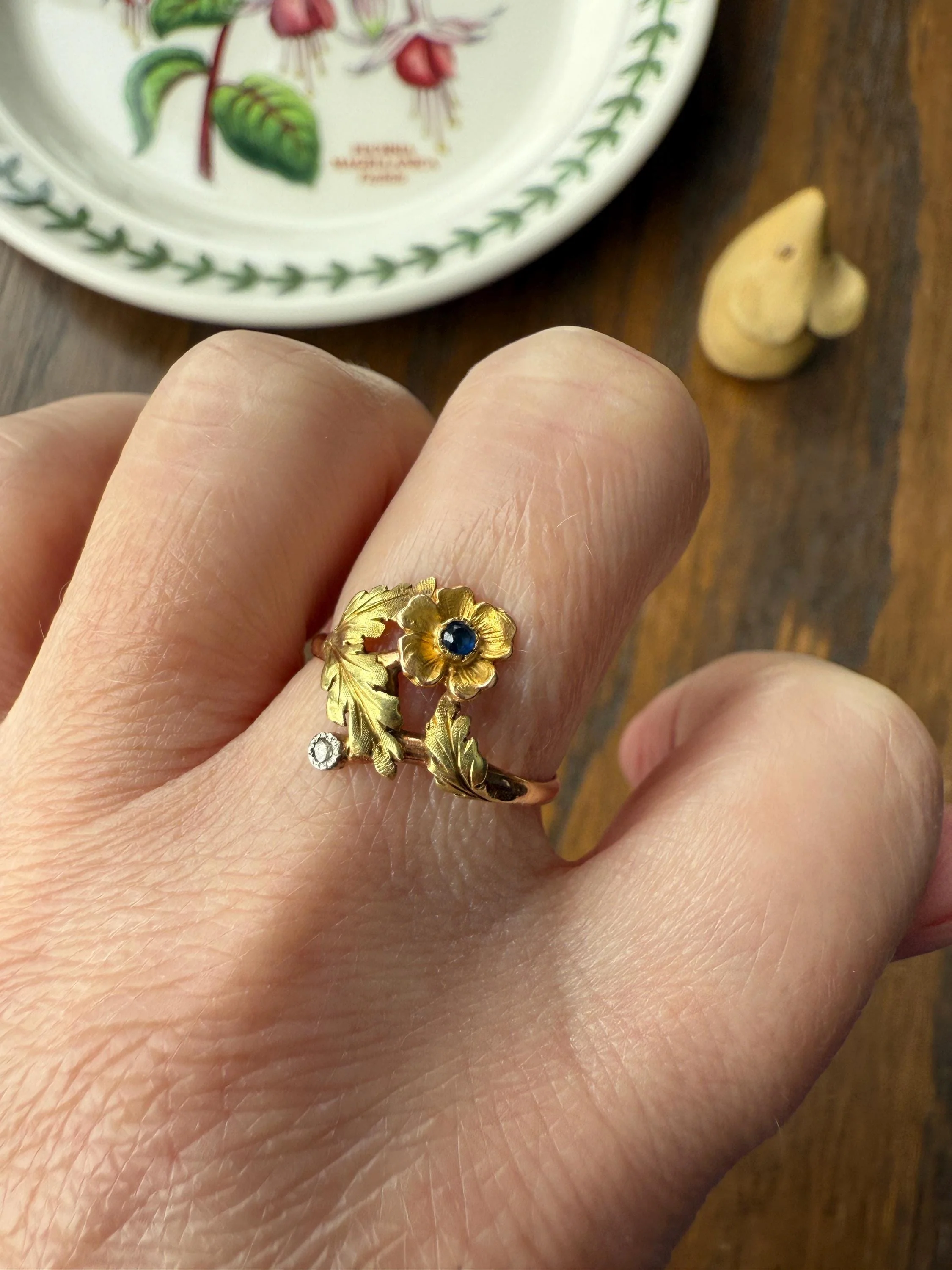 French Antique Belle Epoque Figural Wild ROSE Leaf Tricolor 18k Gold Ring Sapphire Rose Cut Diamond Floral Art Nouveau Gift Flower Stacker - Image 3