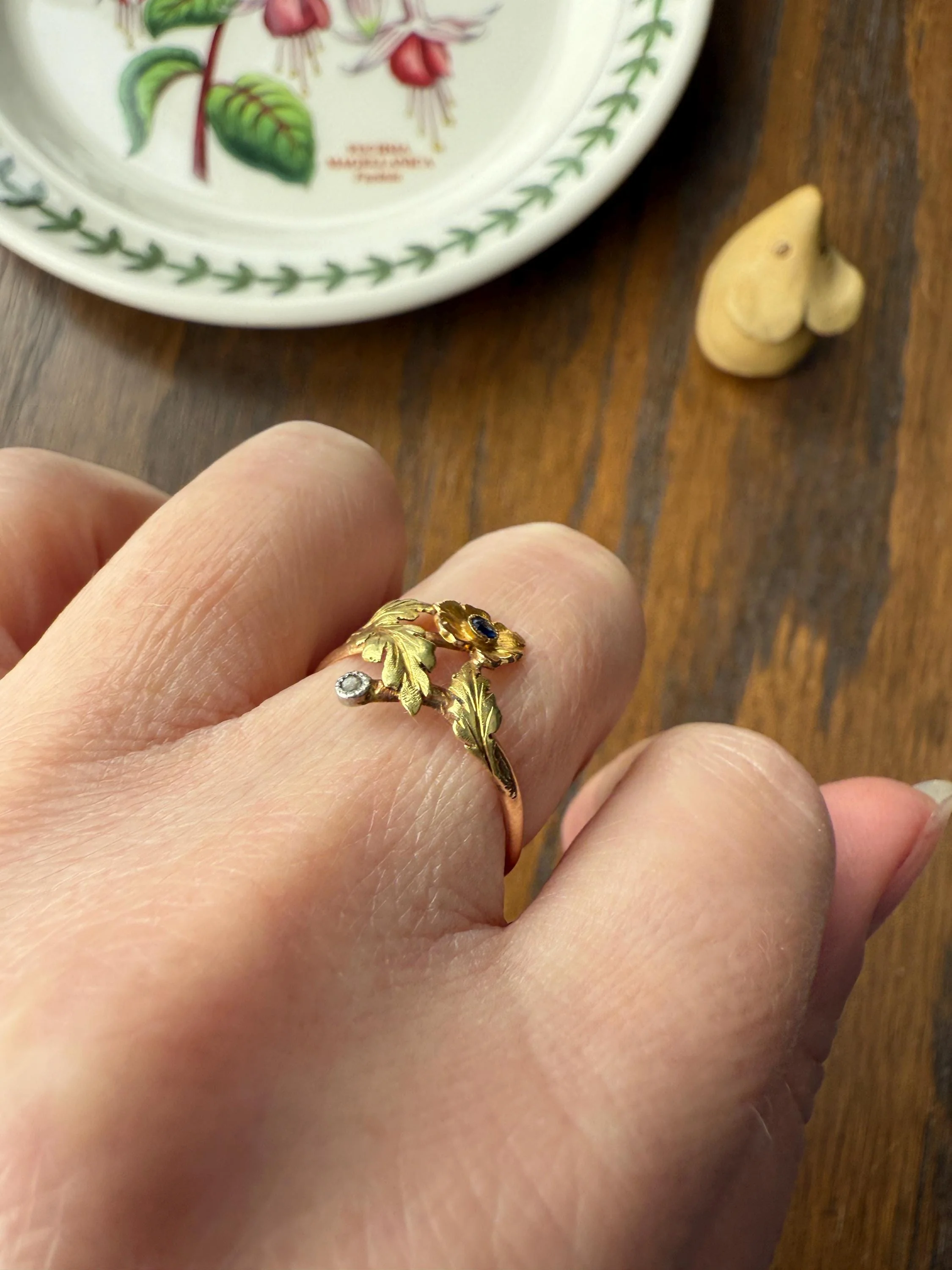 French Antique Belle Epoque Figural Wild ROSE Leaf Tricolor 18k Gold Ring Sapphire Rose Cut Diamond Floral Art Nouveau Gift Flower Stacker - Image 9