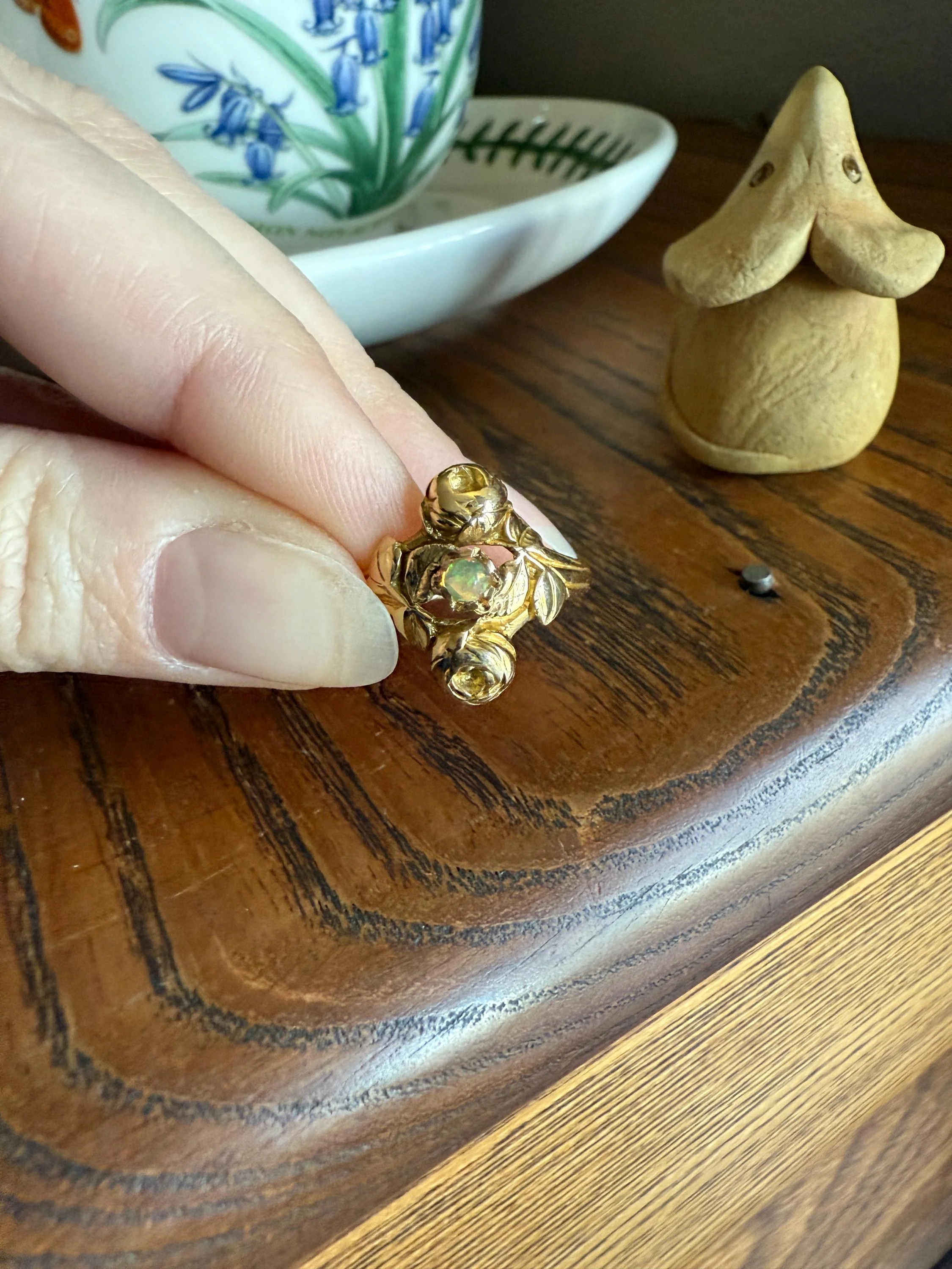 French Antique Figural ROSE Leaf Bud Opal 18k Gold Ring Floral Art Nouveau Belle Epoque Romantic Gift Flower Sweet Stacker - Image 11