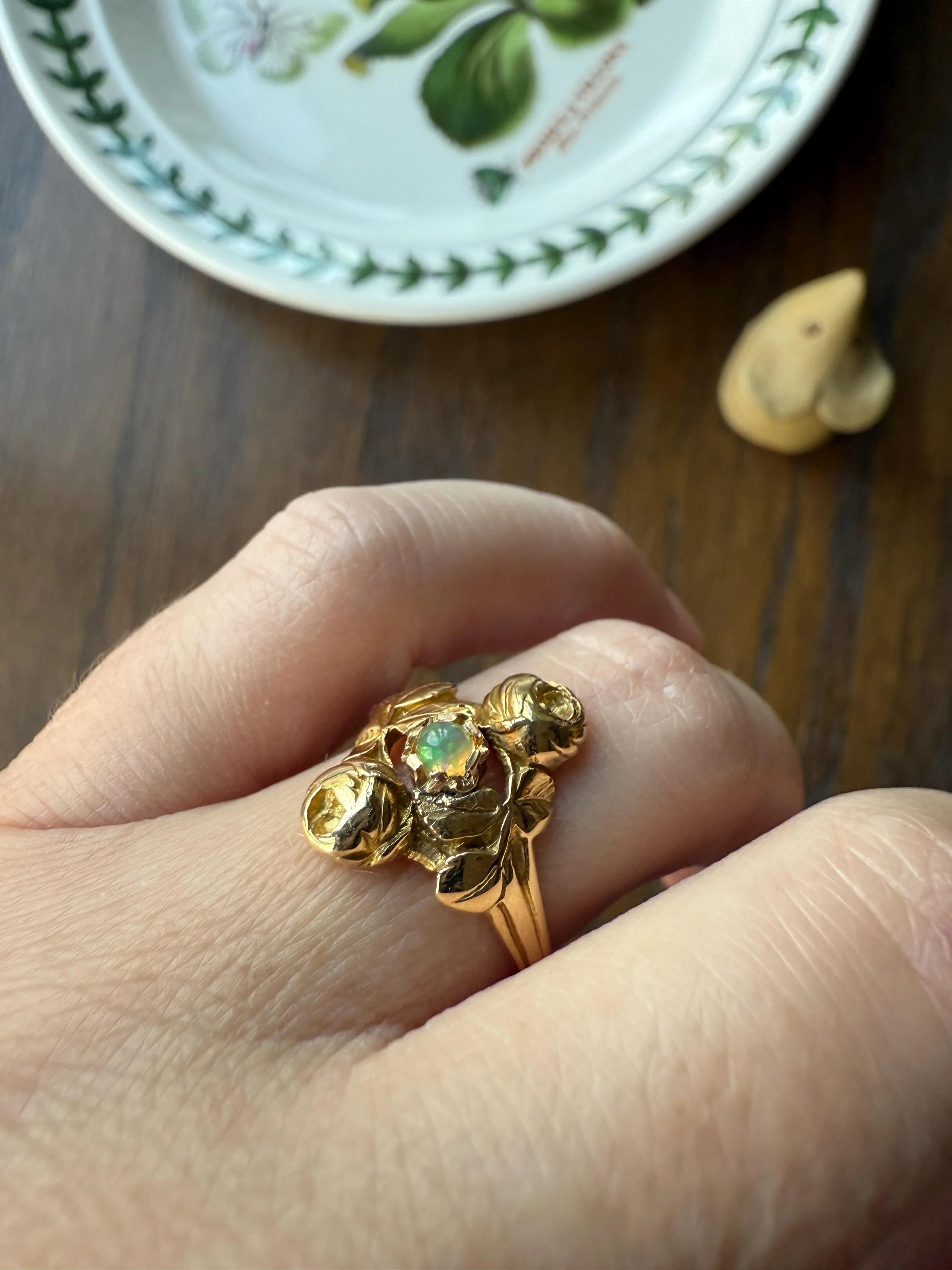 French Antique Figural ROSE Leaf Bud Opal 18k Gold Ring Floral Art Nouveau Belle Epoque Romantic Gift Flower Sweet Stacker - Image 2