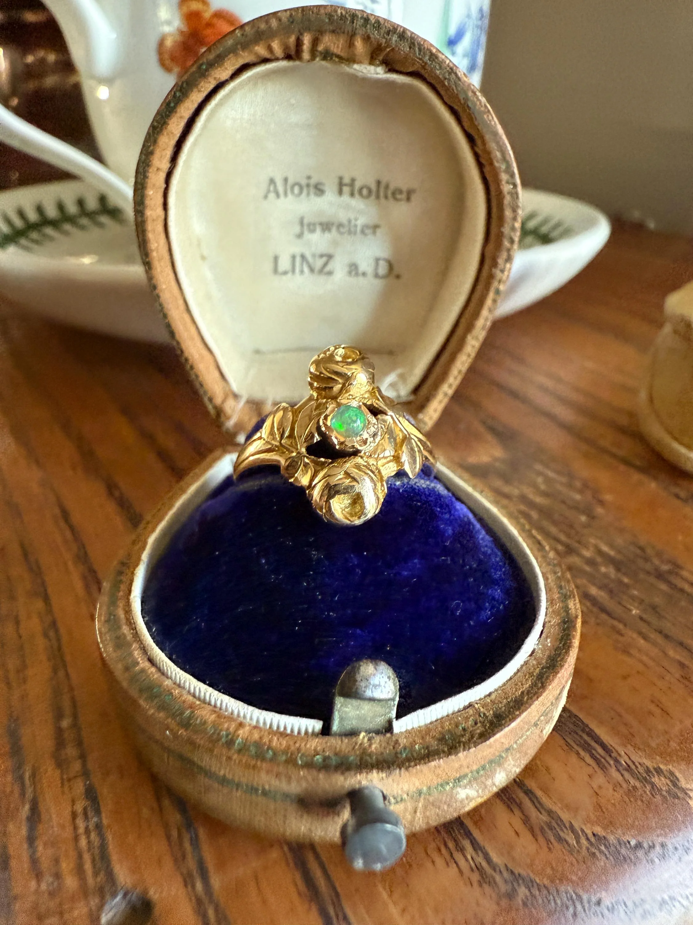 French Antique Figural ROSE Leaf Bud Opal 18k Gold Ring Floral Art Nouveau Belle Epoque Romantic Gift Flower Sweet Stacker - Image 7