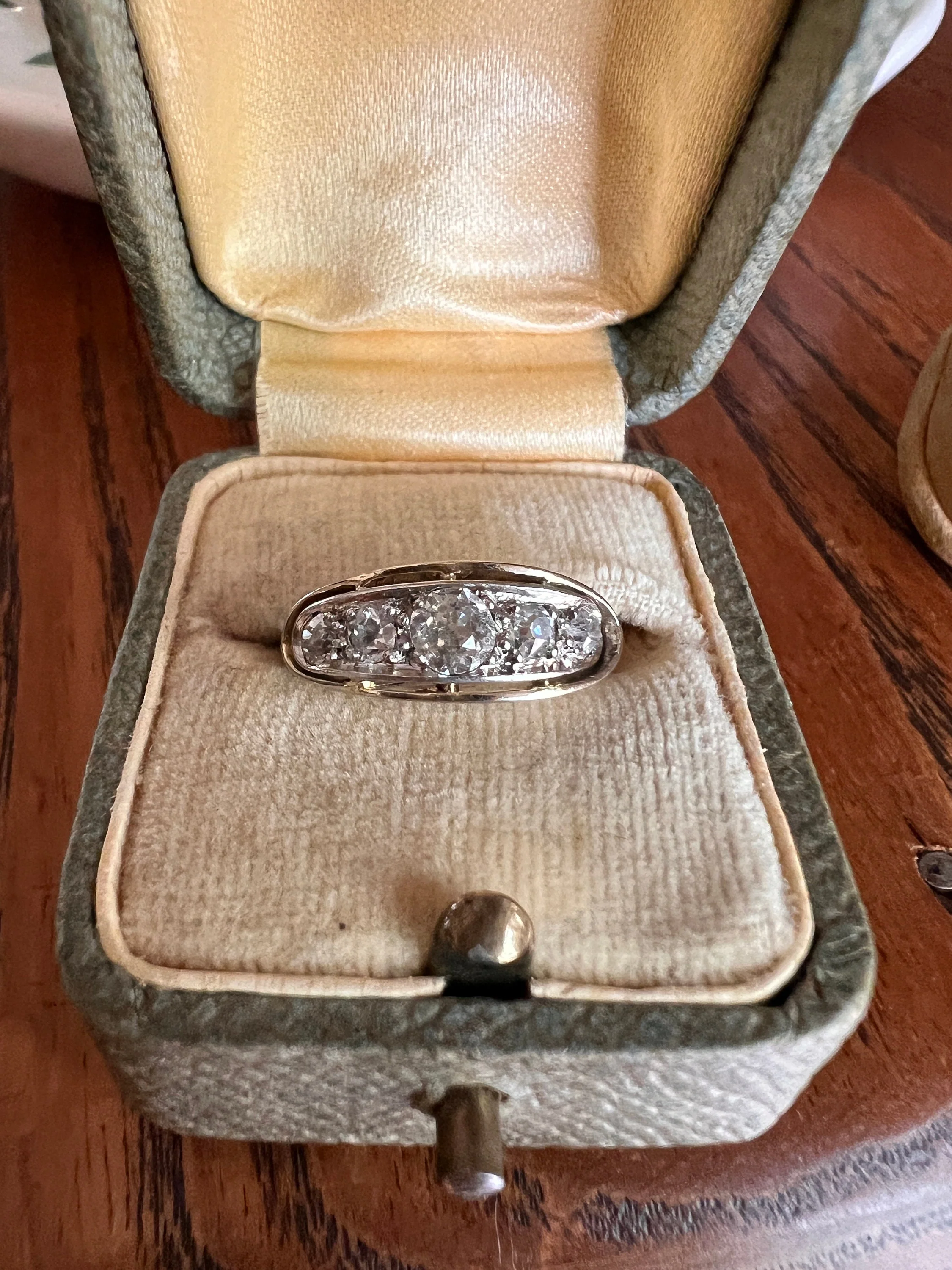 French ANTIQUE 18k White Gold .5 Ctw Old Mine Cut Diamond Five Stone Boat East West Navette Ring Edwardian Belle Epoque Stacker Band Halo Stacking - Image 8
