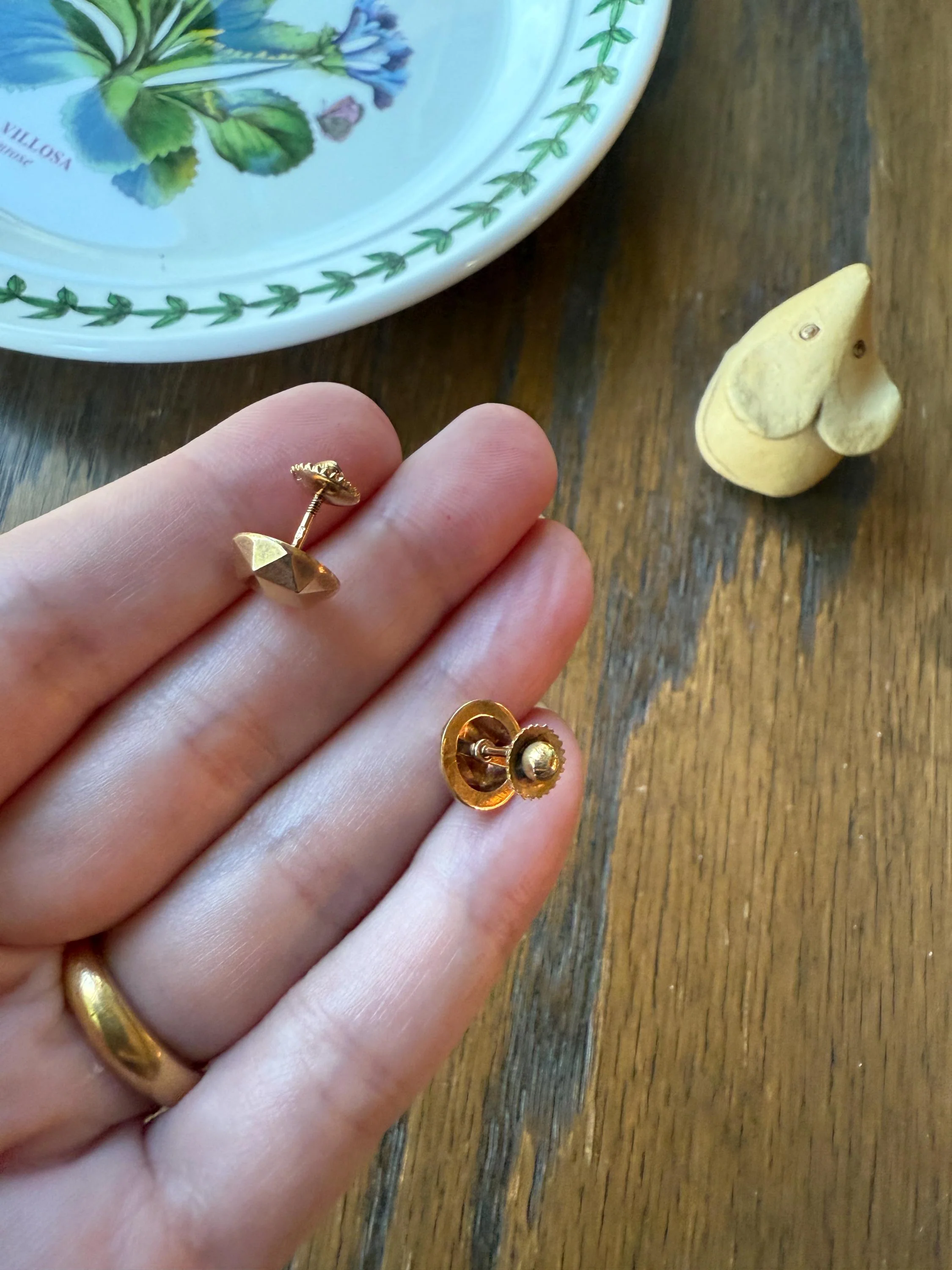 French Vintage - Antique Gold Faceted Bead 3D Button Studs Vintage 18k GOLD Solid EARRINGS Earstack Geodesic Dome Shimmer Stud Minimalist - Image 6