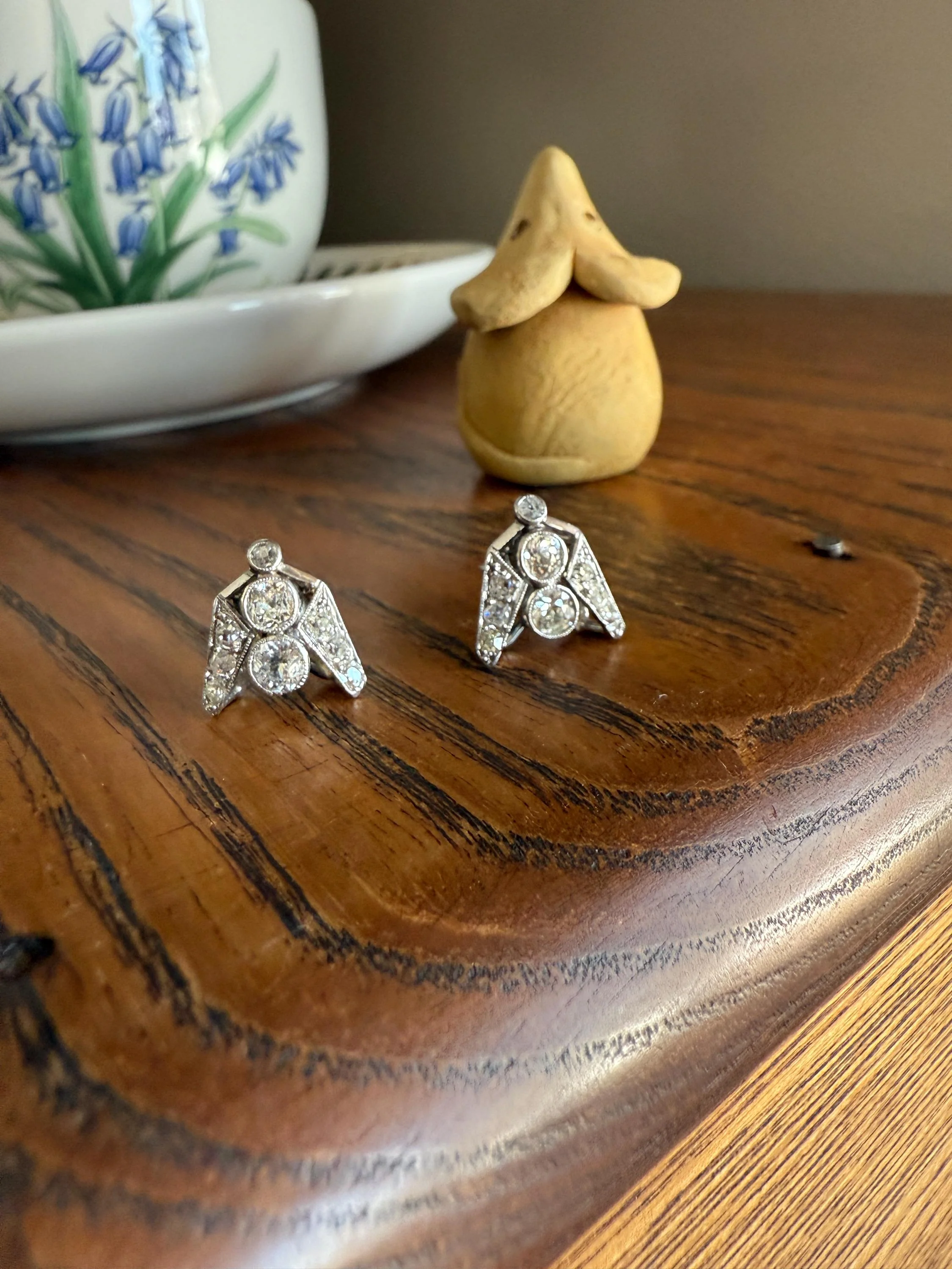 GEOMETRIC Art Deco 1 Carat Old Mine Cut Diamond 18k White Gold Stud Vintage Earrings Architectural Triangle Bezel Set Milgrain Studs - Image 3