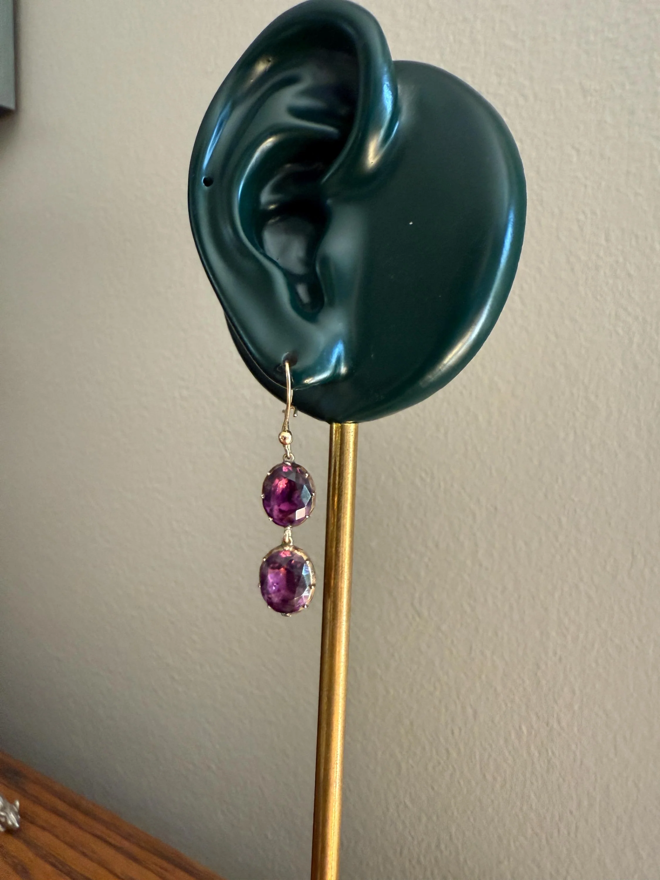 GEORGIAN Antique 10k GOLD Purple Paste Amethyst Dangle EARRINGS Domed Foil Backed Violet - Image 2