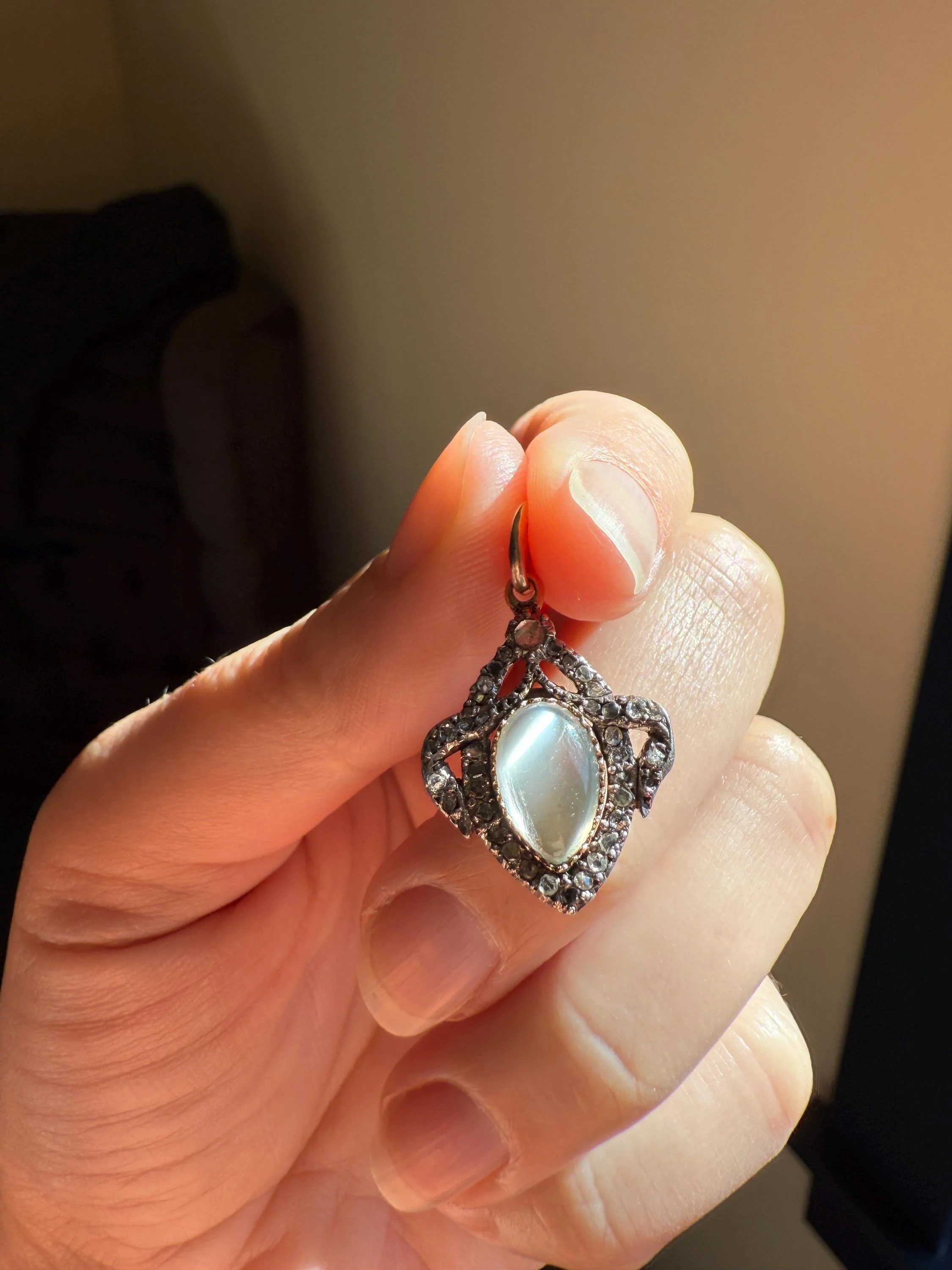 GEORGIAN Antique Bowed HEART Garland Halo Locket Back Pendant 10k Gold Silver Moonstone Rose Cut DIAMOND Magnifier Gift Figural - Image 11
