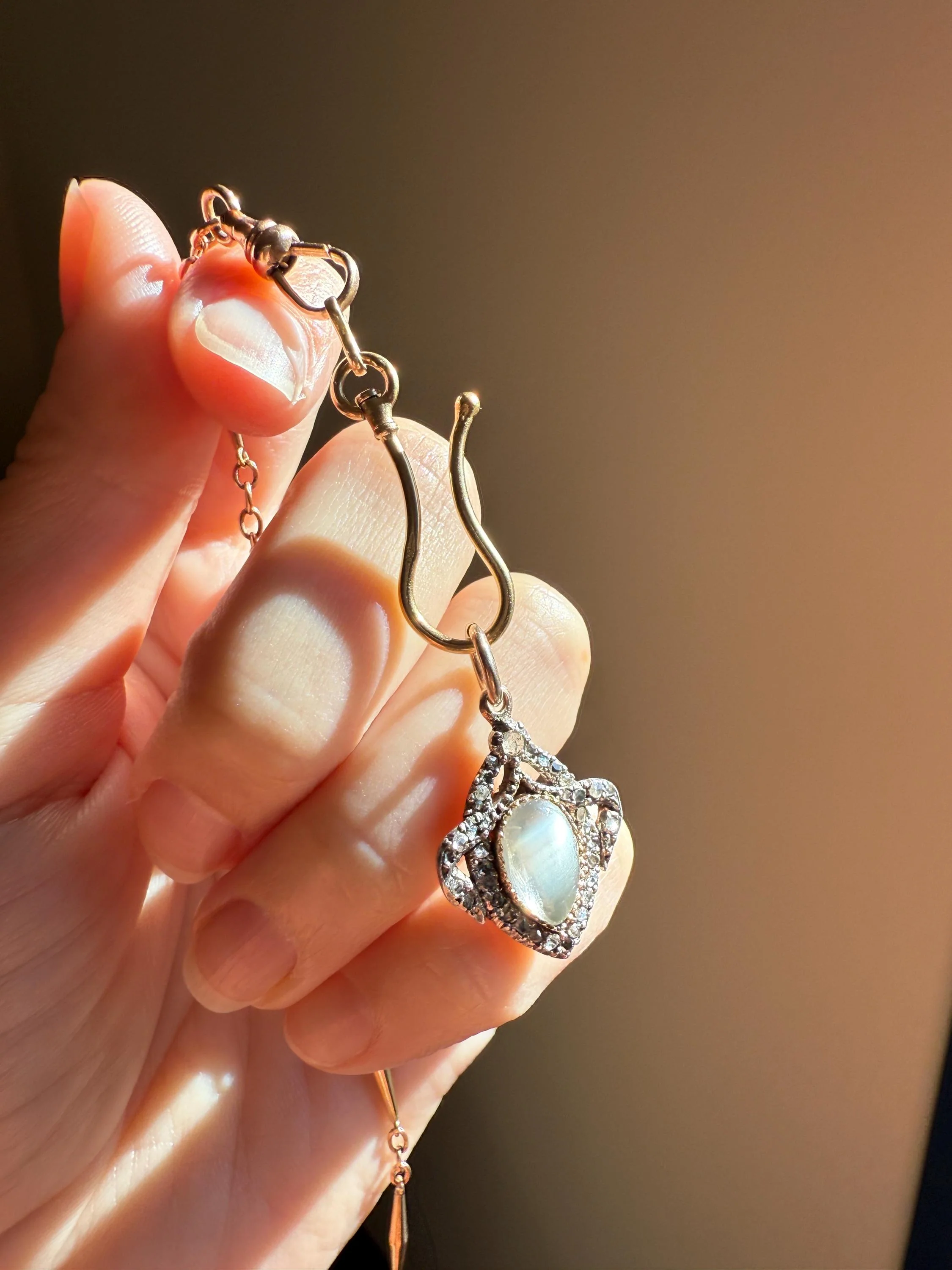 GEORGIAN Antique Bowed HEART Garland Halo Locket Back Pendant 10k Gold Silver Moonstone Rose Cut DIAMOND Magnifier Gift Figural - Image 6