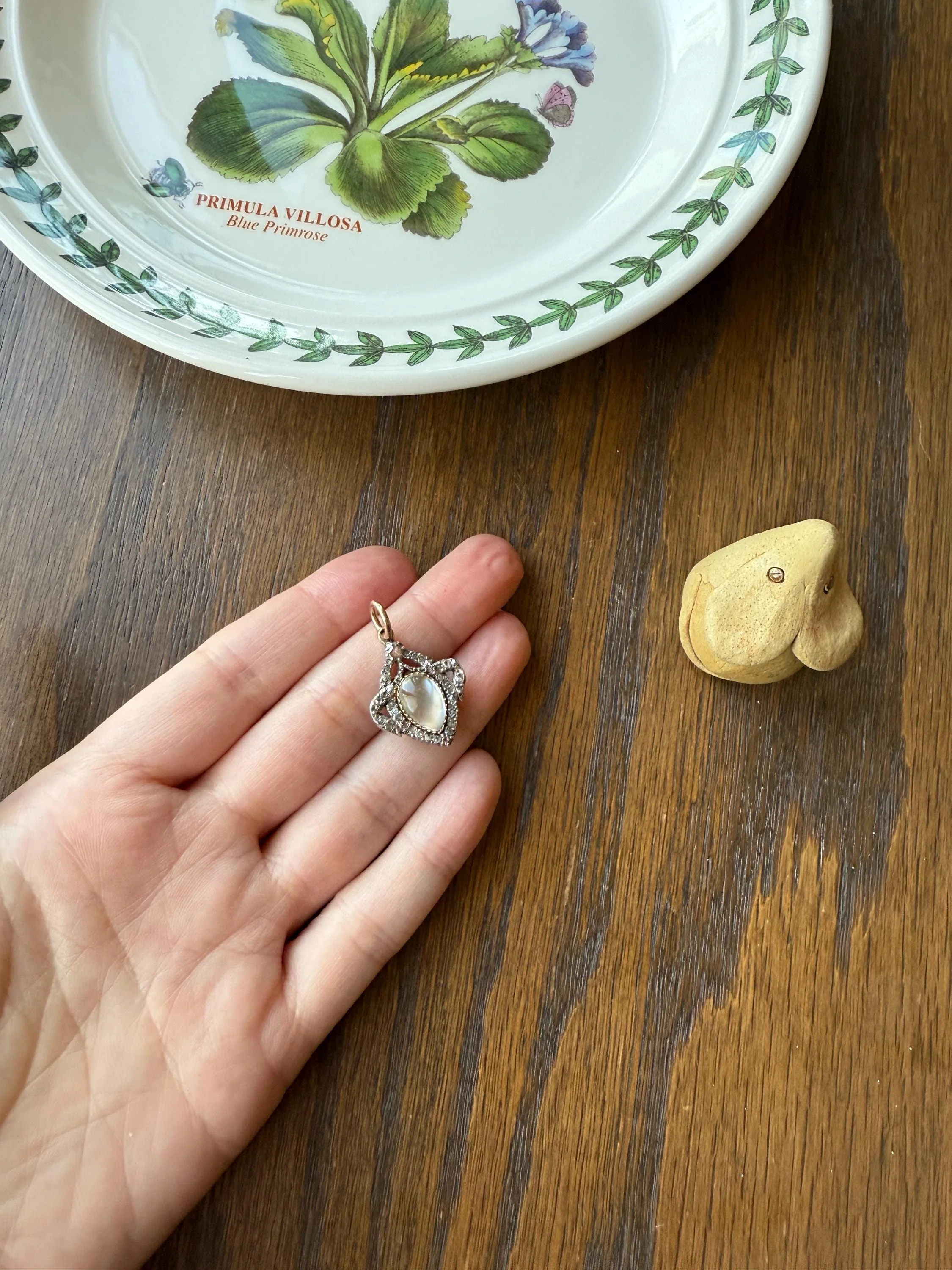 GEORGIAN Antique Bowed HEART Garland Halo Locket Back Pendant 10k Gold Silver Moonstone Rose Cut DIAMOND Magnifier Gift Figural - Image 7