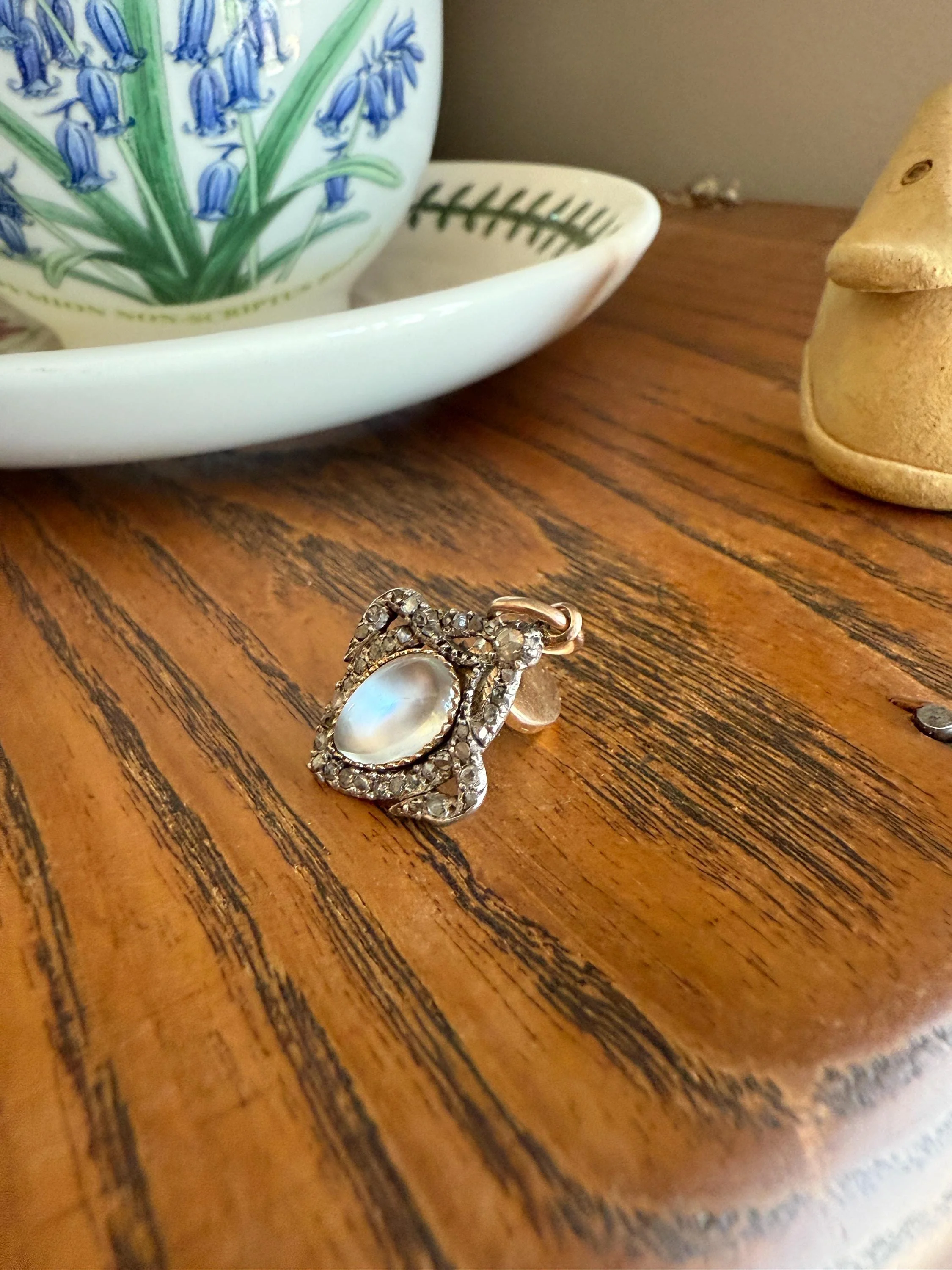 GEORGIAN Antique Bowed HEART Garland Halo Locket Back Pendant 10k Gold Silver Moonstone Rose Cut DIAMOND Magnifier Gift Figural - Image 8