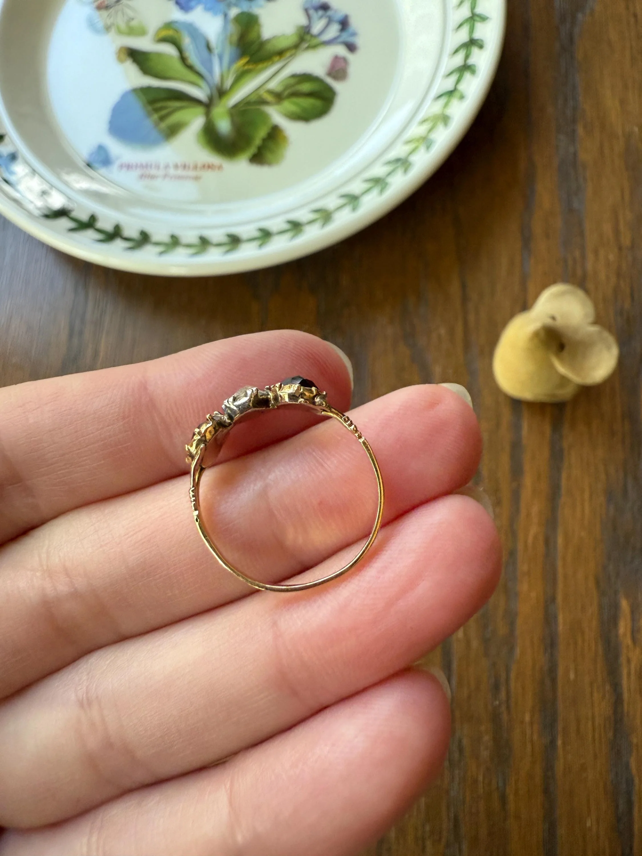 Georgian Era ANTIQUE Rose Cut Diamond & Red GARNET Three Stone RING 18k Gold Skinny Band - Image 9