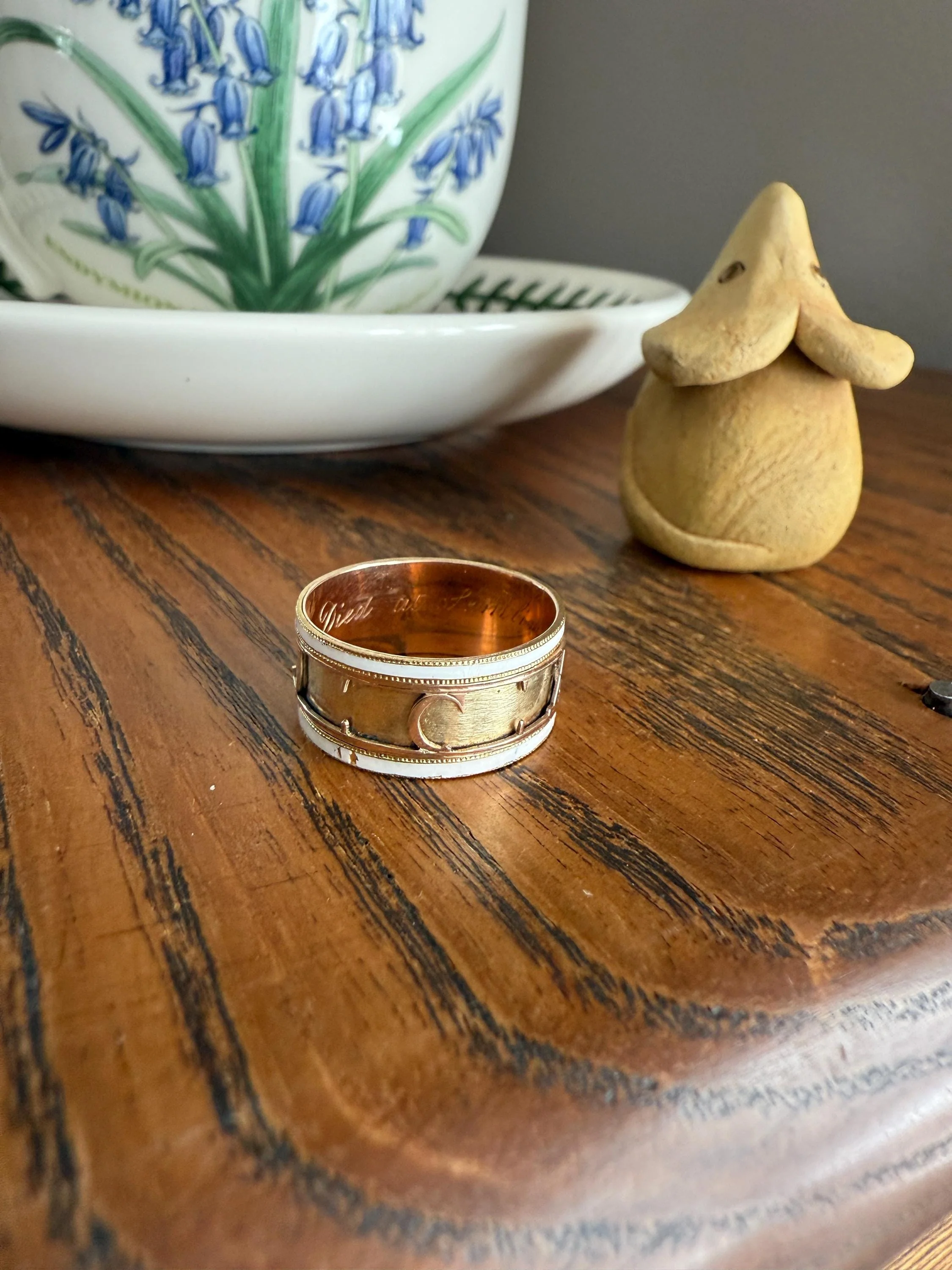 Georgian Era Dated 1789 Cigar Band Mourning Ring White Enamel 14k Gold Engraved "Died at Semlin" Historical Militaria Military Significance - Image 11