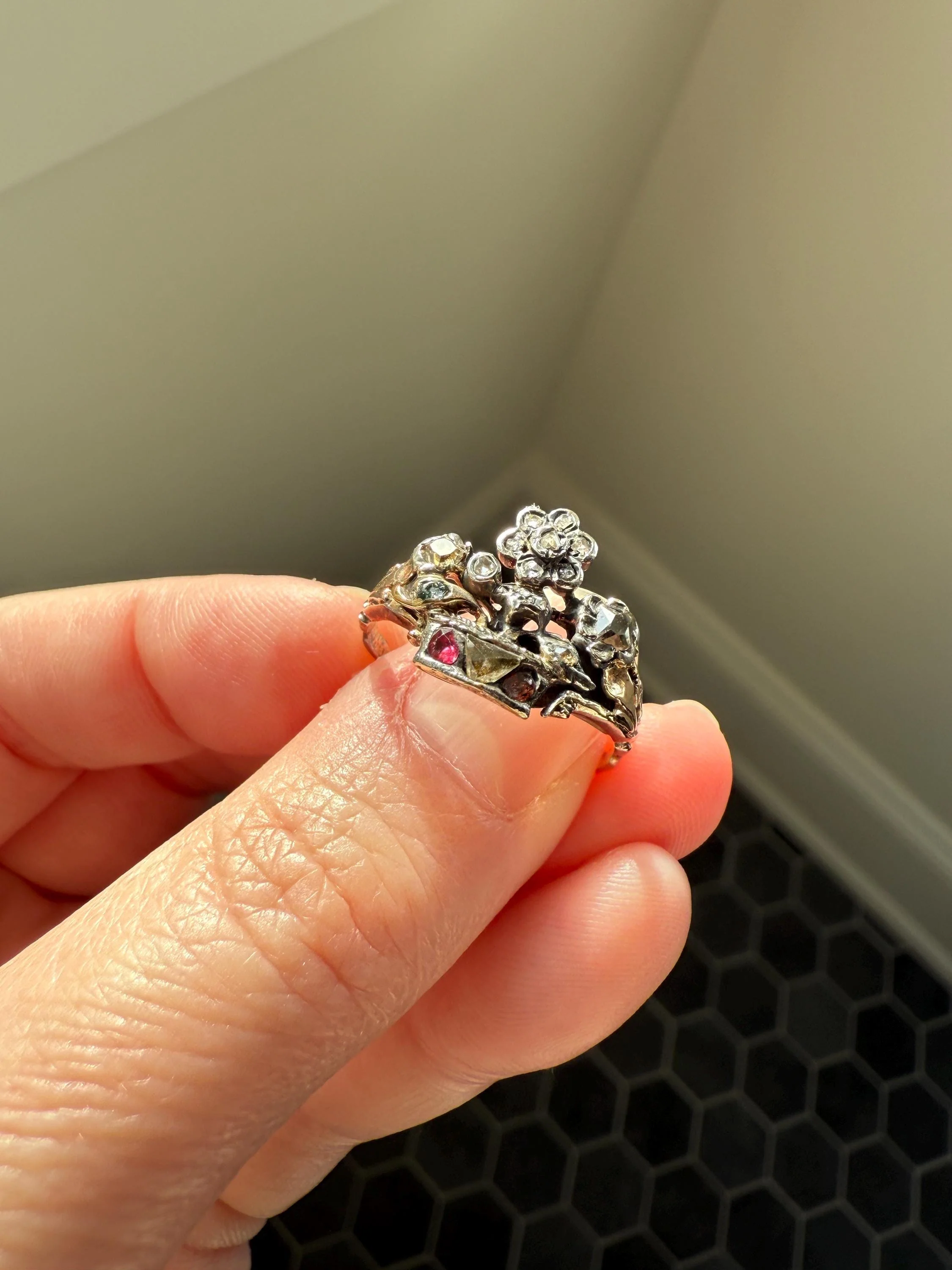 GIARDINETTI Antique Floral Bouquet Ring Flower Basket Rare Peruzzi Chiffre Rose Cut Diamond Garnet Emerald Georgian 14k Gold Rococo 1700s - Image 17