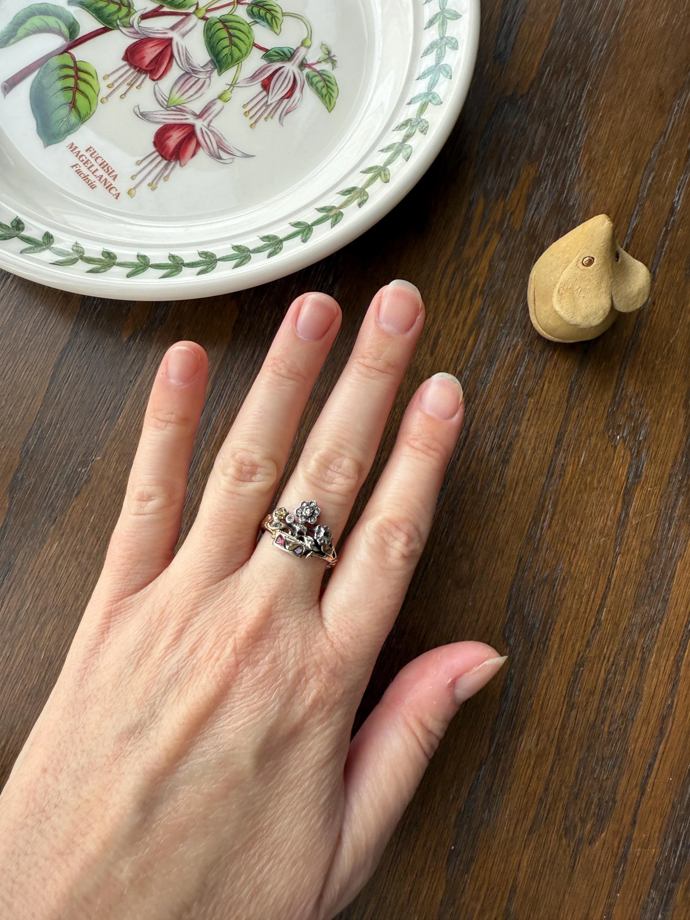 GIARDINETTI Antique Floral Bouquet Ring Flower Basket Rare Peruzzi Chiffre Rose Cut Diamond Garnet Emerald Georgian 14k Gold Rococo 1700s - Image 3