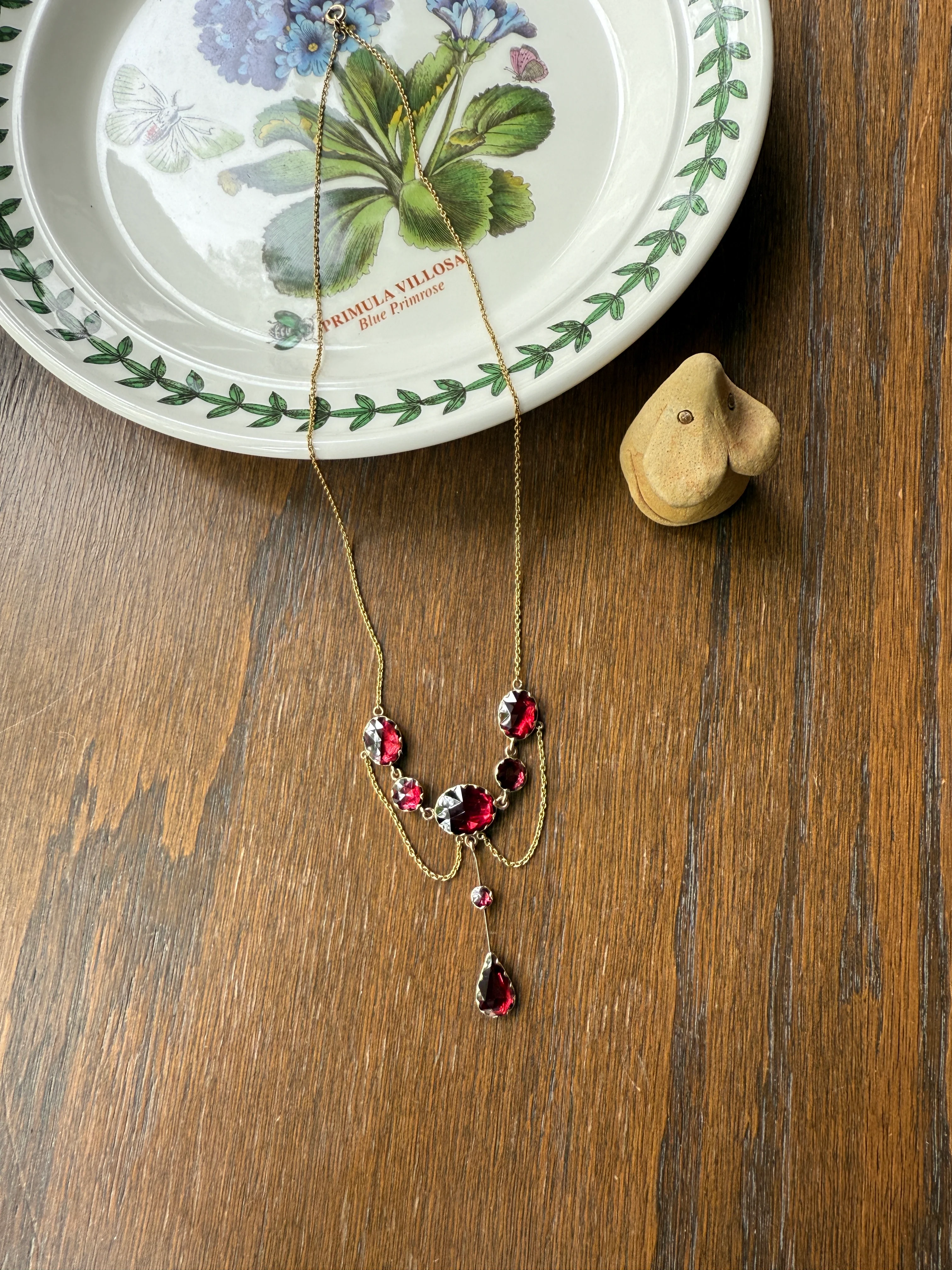 Gorgeous French PERPIGNAN GARNET Festoon NECKLACE Drapery Chain 18k Gold Bezel Set Rose Cut Closed Back Almandine Glowing Raspberry Wine - Image 16