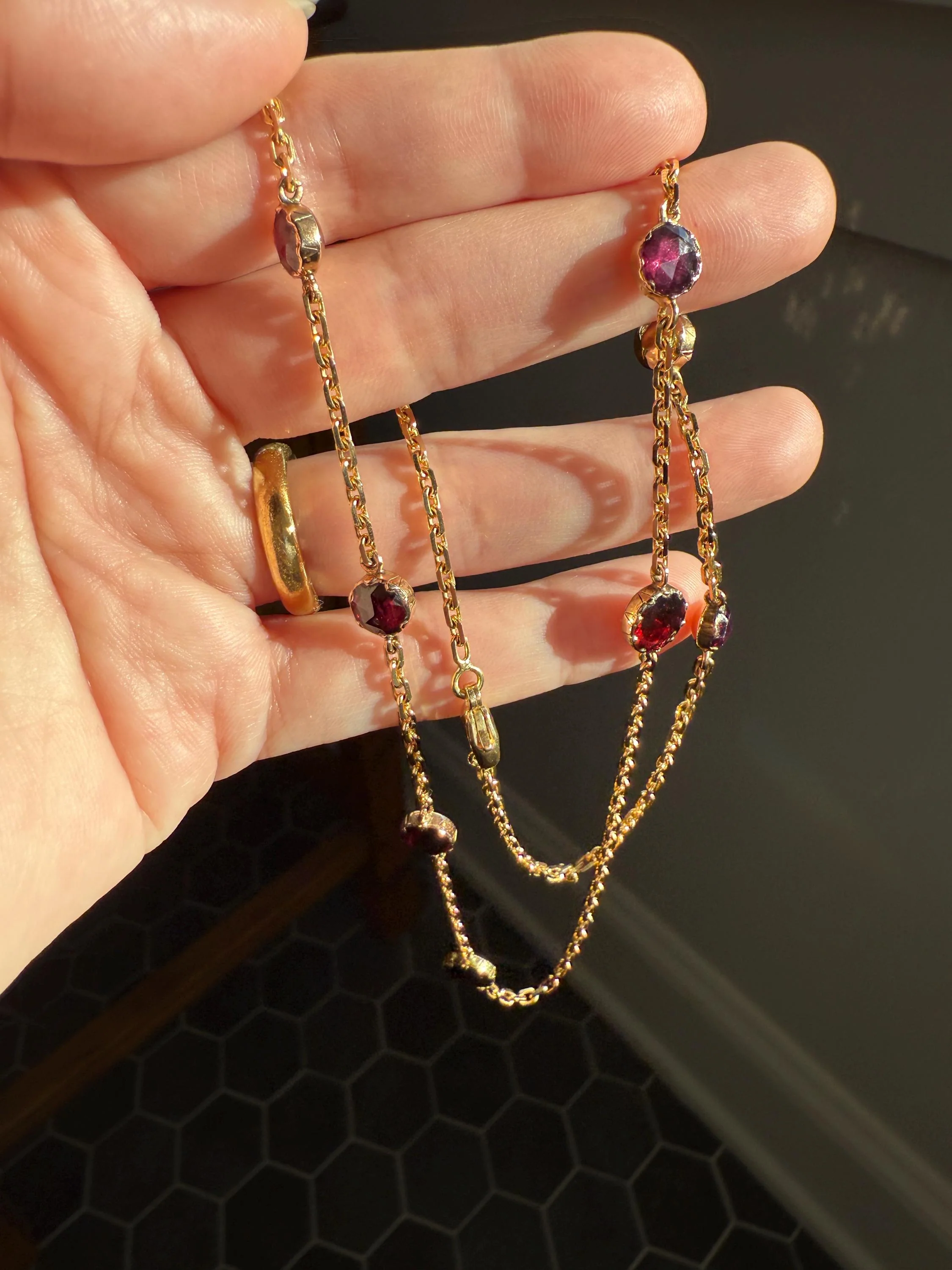Gorgeous Perpignan GARNET Station Chain Necklace 18k Gold Bezel Set Pendants Rose Cut Closed Back Almandine Glowing Rare Pendant Holder - Image 4