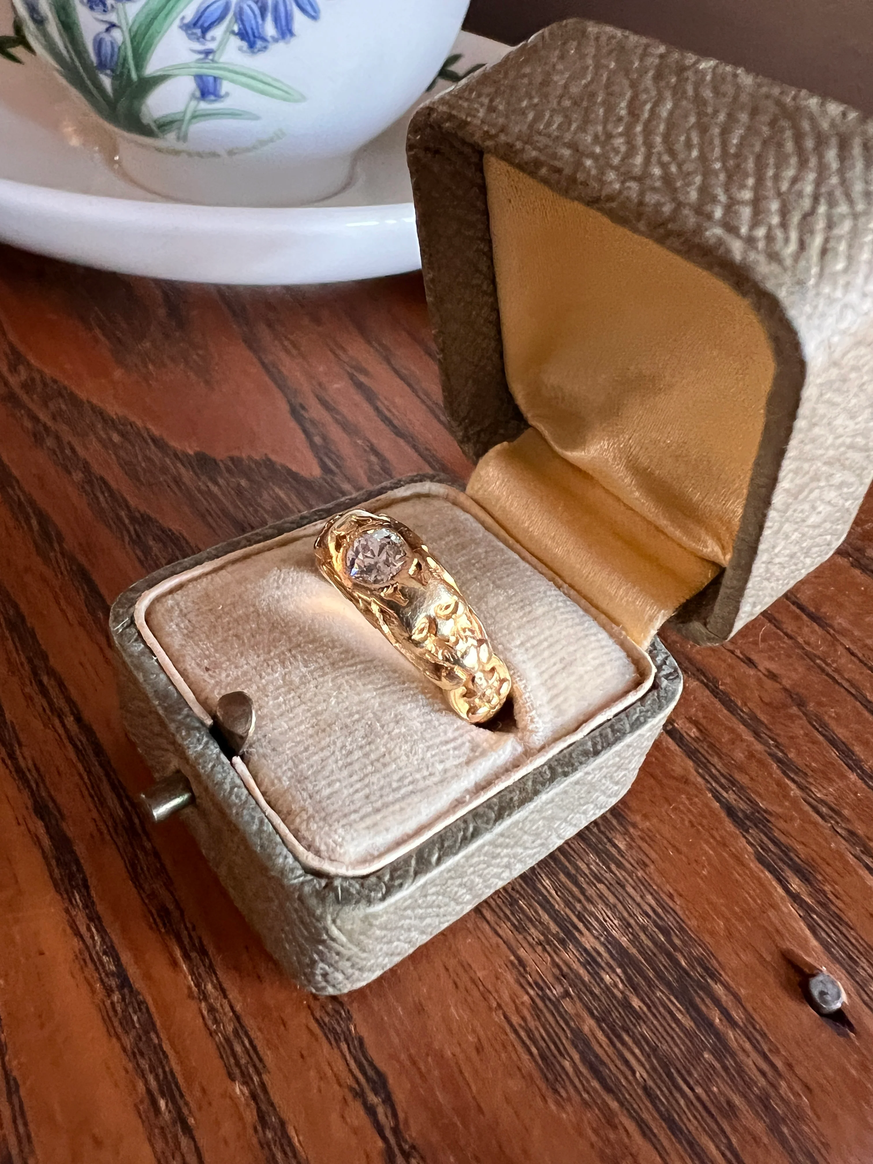 Handsome DEVIL Antique Old Mine Cut DIAMOND Ring 8g 18k Gold FACES Chunky Ring French Art Nouveau Figural 3D - Image 20