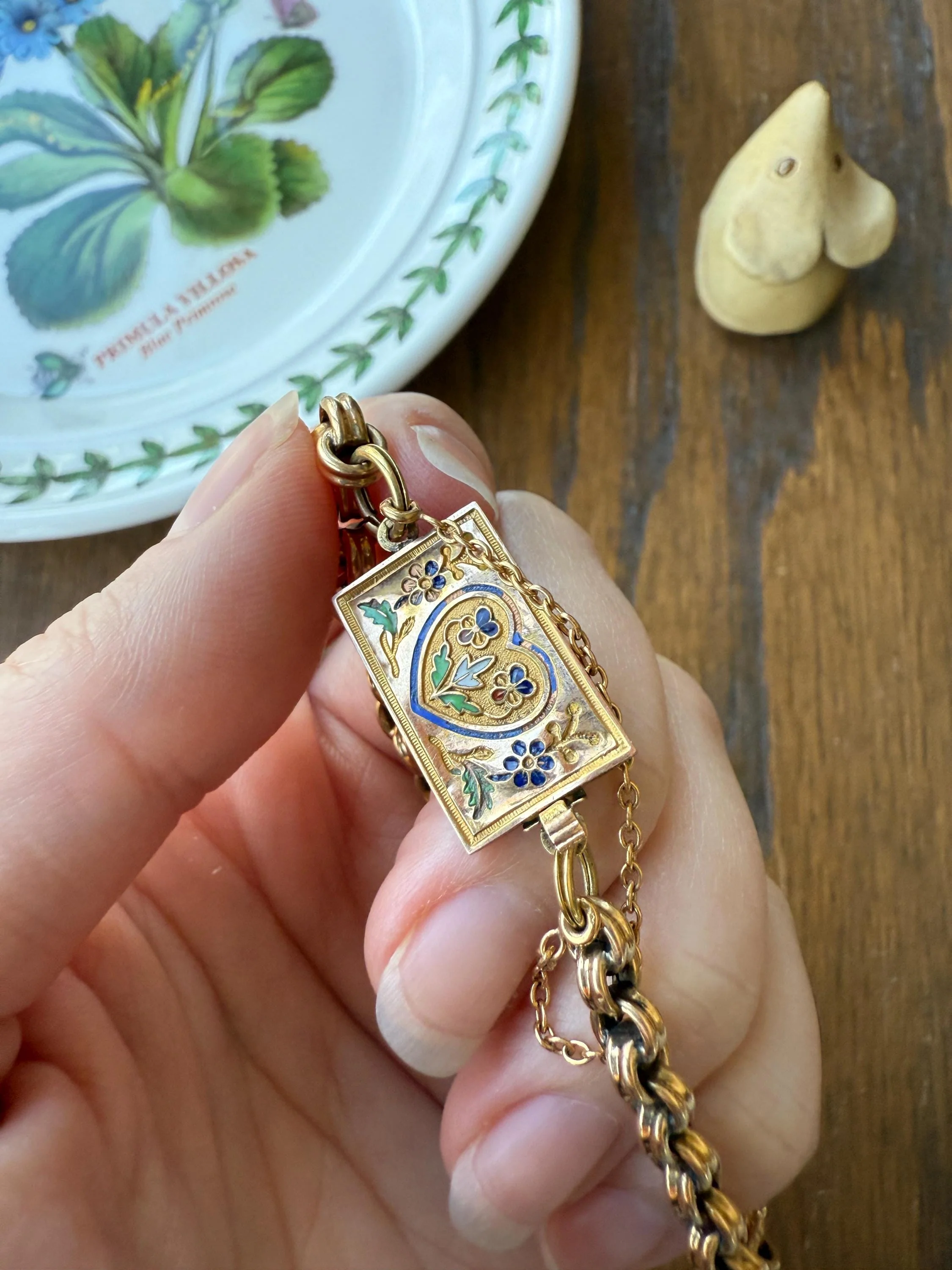 HEART Antique Chain BRACELET 18k Gold Solid Floral PANSY Forget Me Not Reversible Clasp 6.6g Think of Me French Traditional Enamel - Image 7