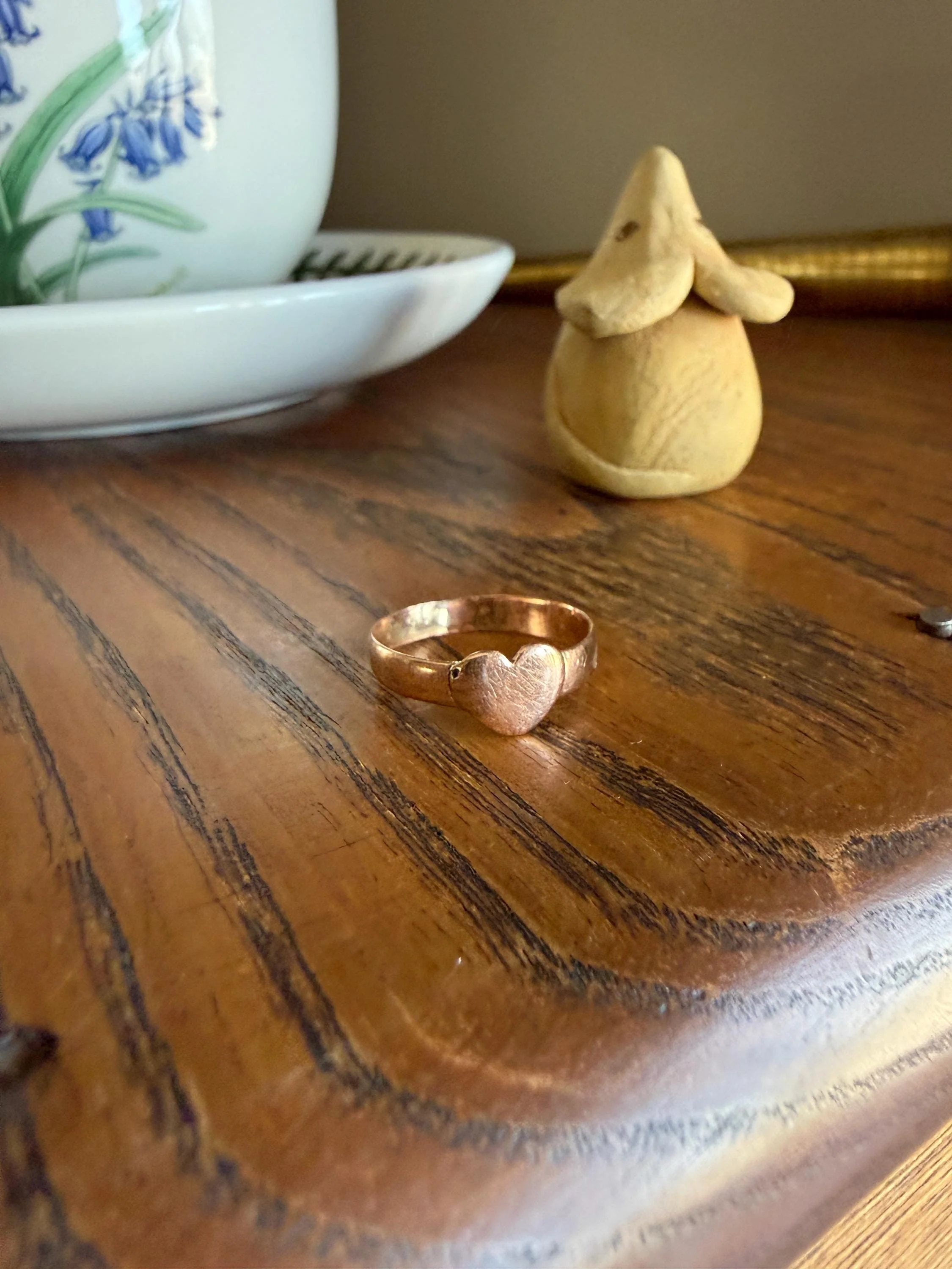 HEART Antique Victorian Rose Gold Stacker Band 10k Gold Ring Figural Stacker Minimalist - Image 3